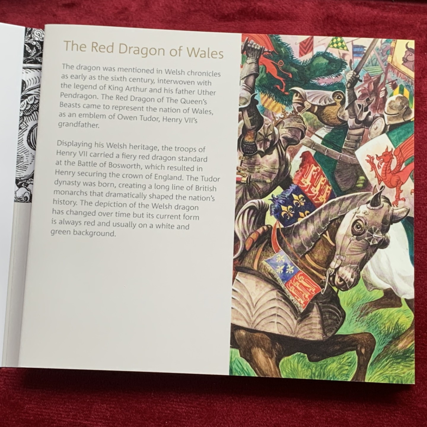《竞宝斋》第121场-周日，周一 ，2场连拍（全场包邮） 卡册 英国2018年 英国5镑克朗型纪念币BU，威斯敏斯特十野兽之一（威尔士红龙）铜镍合金，重28.28g