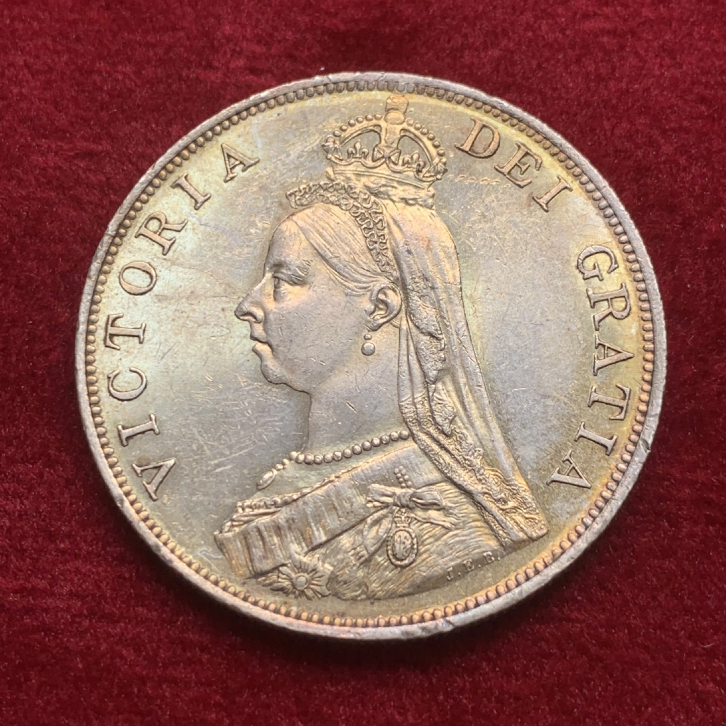 《竞宝斋》第121场-周日，周一 ，2场连拍（全场包邮） 英国1887年维多利亚高冠4先令双弗洛林大银币 PL底板