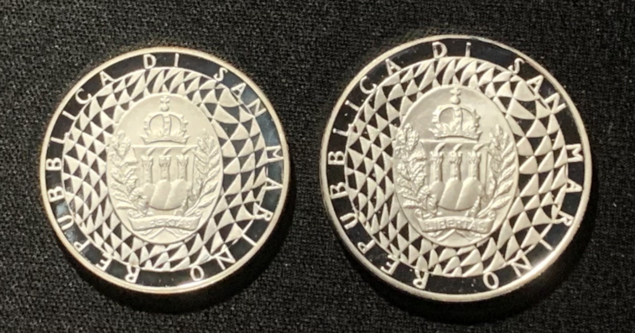 紫瑗钱币——第251期拍卖 圣马力诺 1990年 意大利世界杯 500 1000里拉 银币 2枚一组 