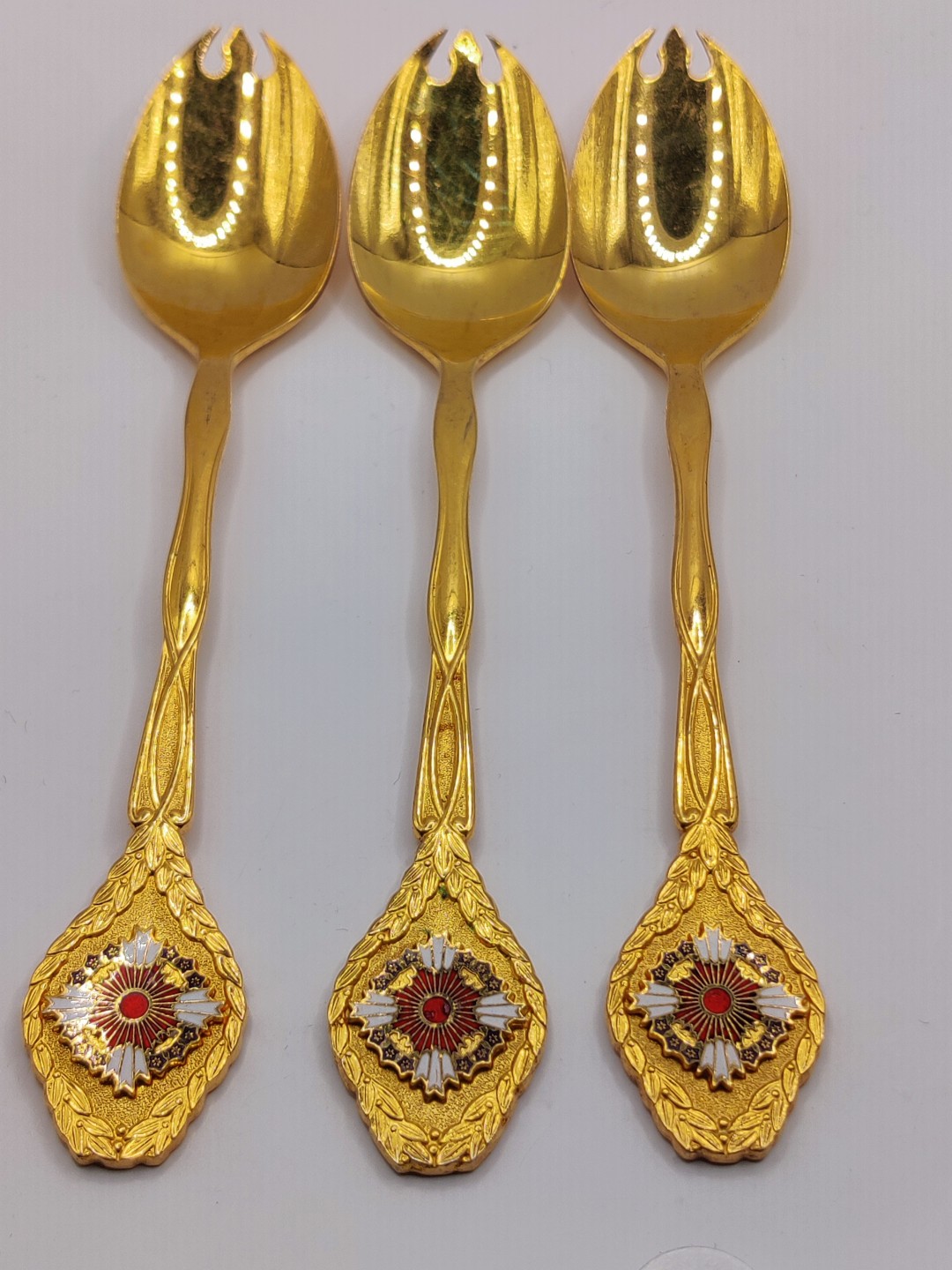 全场0元起拍 第20期 咸鱼国勋章拍卖专场 12月7日（周三）下午6：00开始