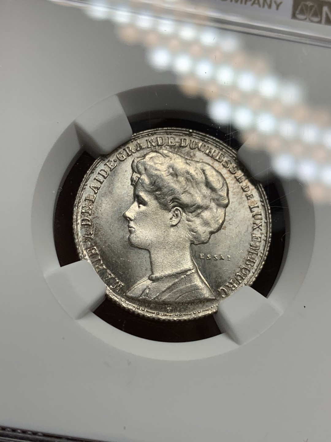 《竞宝斋》第121场-周日，周一 ，2场连拍（全场包邮） NGC-MS64 卢森堡1914年 第一大公玛丽·阿黛拉伊德 ESSAI厂 1法郎银制样币 非常稀少