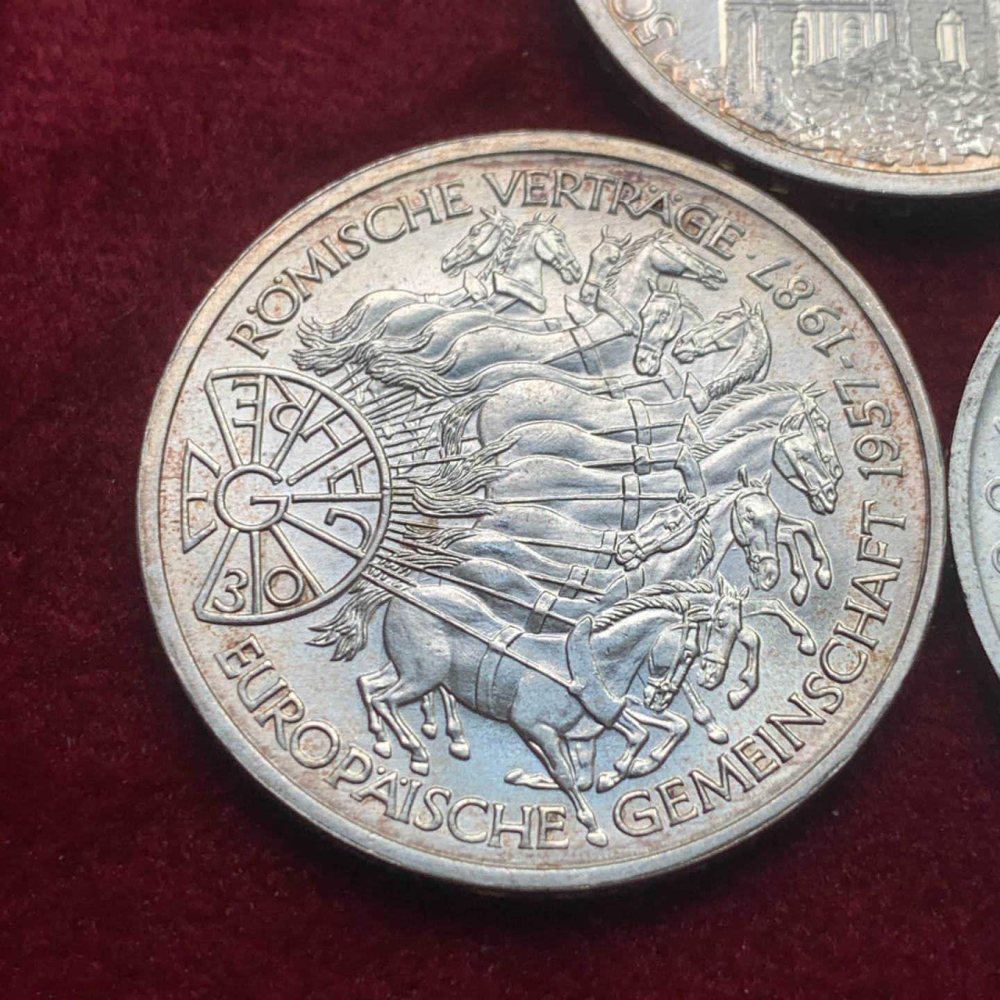 《竞宝斋》第121场-周日，周一 ，2场连拍（全场包邮） 德国10马克好品银币一组3枚（罗马条约、和平与和解、科尔平工厂） 单枚重量15.5克