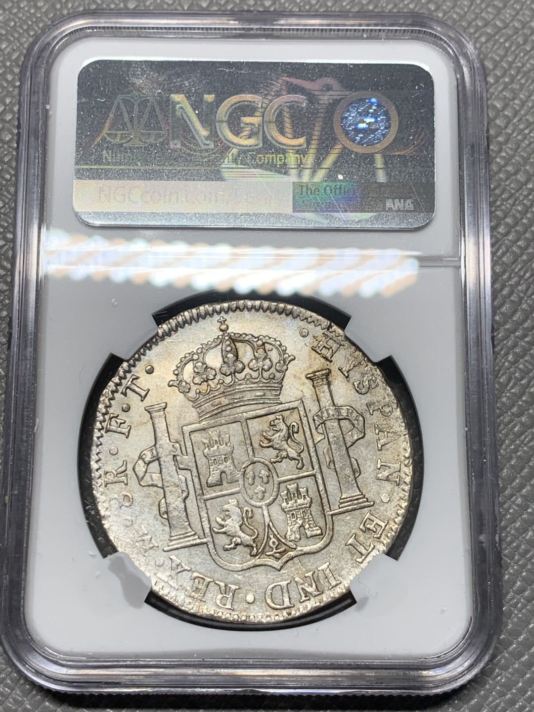 《竞宝斋》第121场-周日，周一 ，2场连拍（全场包邮） NGC UNC 墨西哥 1803年 卡四 8R 双柱大银币 正反深打 状态很好