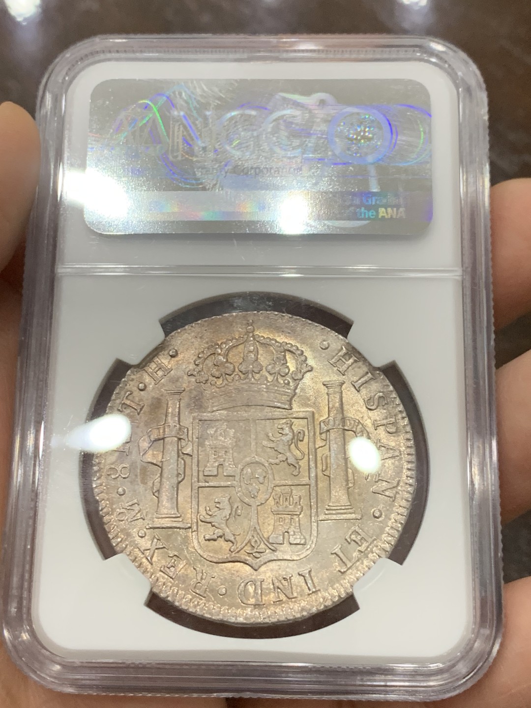 《竞宝斋》第121场-周日，周一 ，2场连拍（全场包邮） NGC UNC 墨西哥 1809年 费七 戎装版 8R 双柱 大银币正反深打 光度难得