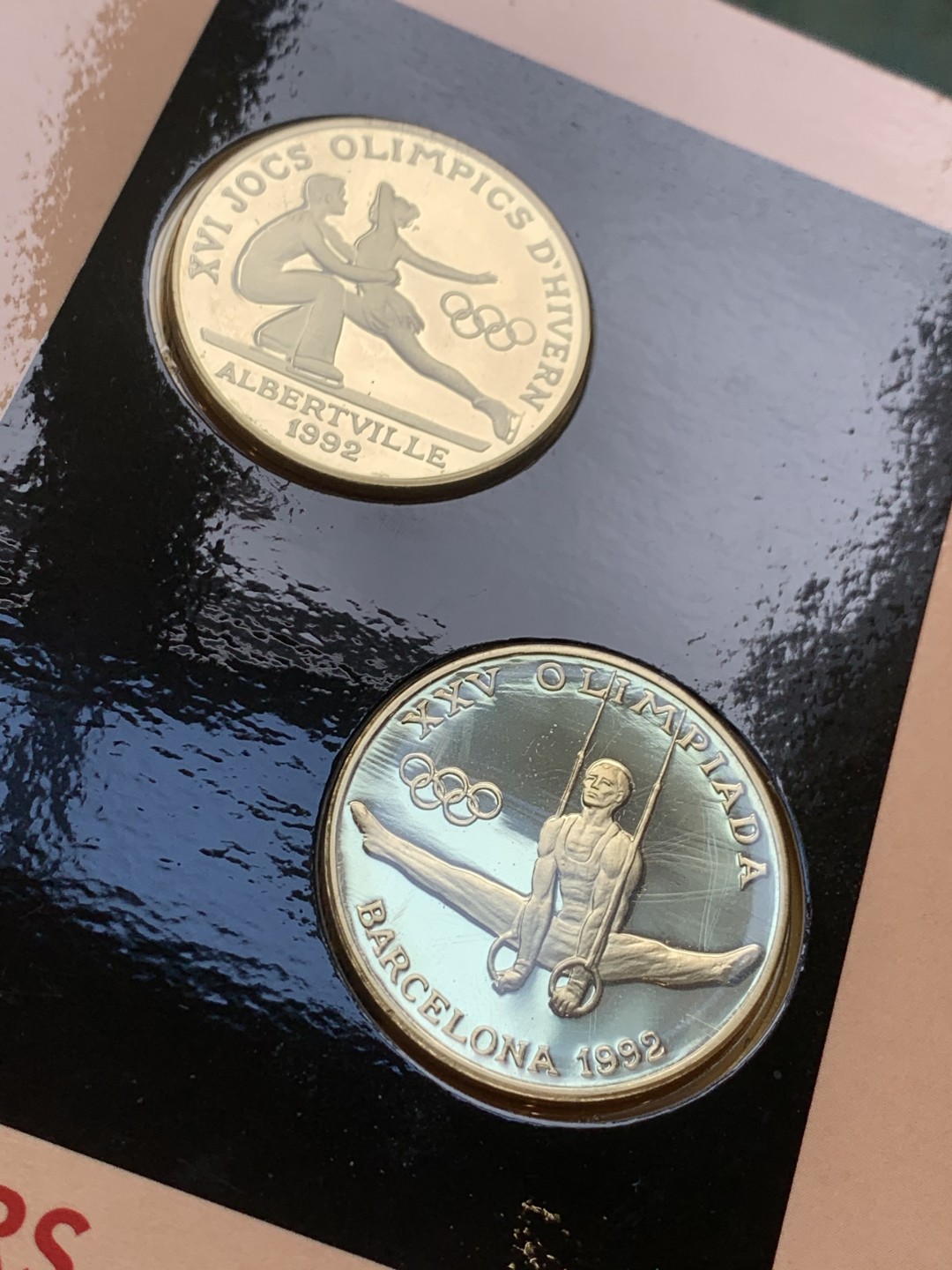 《竞宝斋》第121场-周日，周一 ，2场连拍（全场包邮） 卡装证书 安道尔1992年 10/20第纳尔精制大银币 12克和16克=共28克 925银