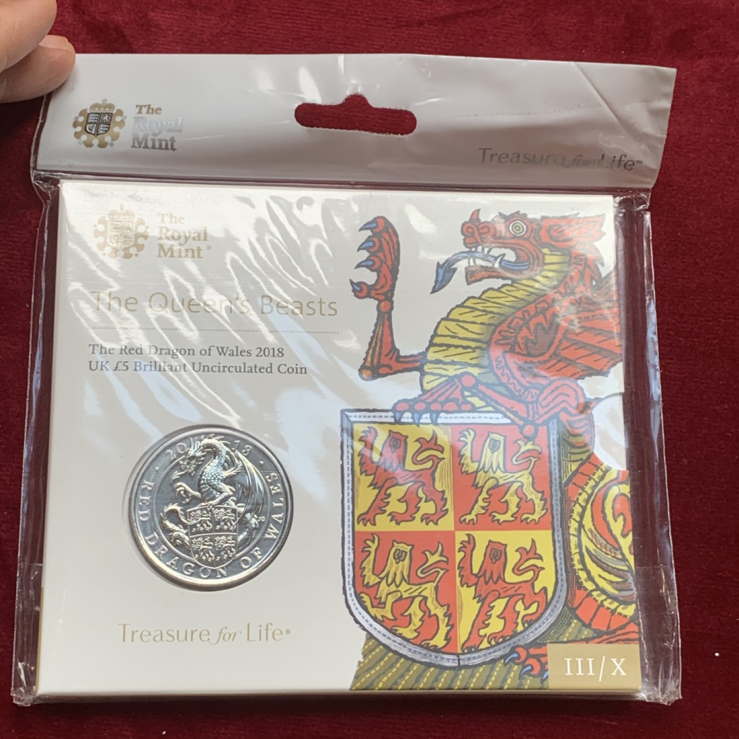 《竞宝斋》第121场-周日，周一 ，2场连拍（全场包邮） 卡册 英国2018年 英国5镑克朗型纪念币BU，威斯敏斯特十野兽之一（威尔士红龙）铜镍合金，重28.28g