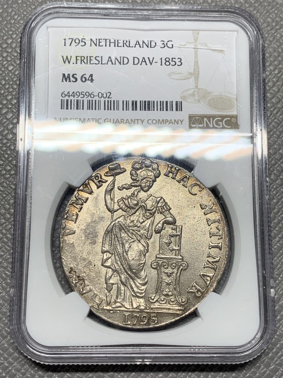 《竞宝斋》第121场-周日，周一 ，2场连拍（全场包邮） NGC MS64 荷兰 1795年  西弗里斯兰省 3盾 女站人 大银币  人物脸部清晰 正反底板凝霜好 光度十足 非常值得收藏