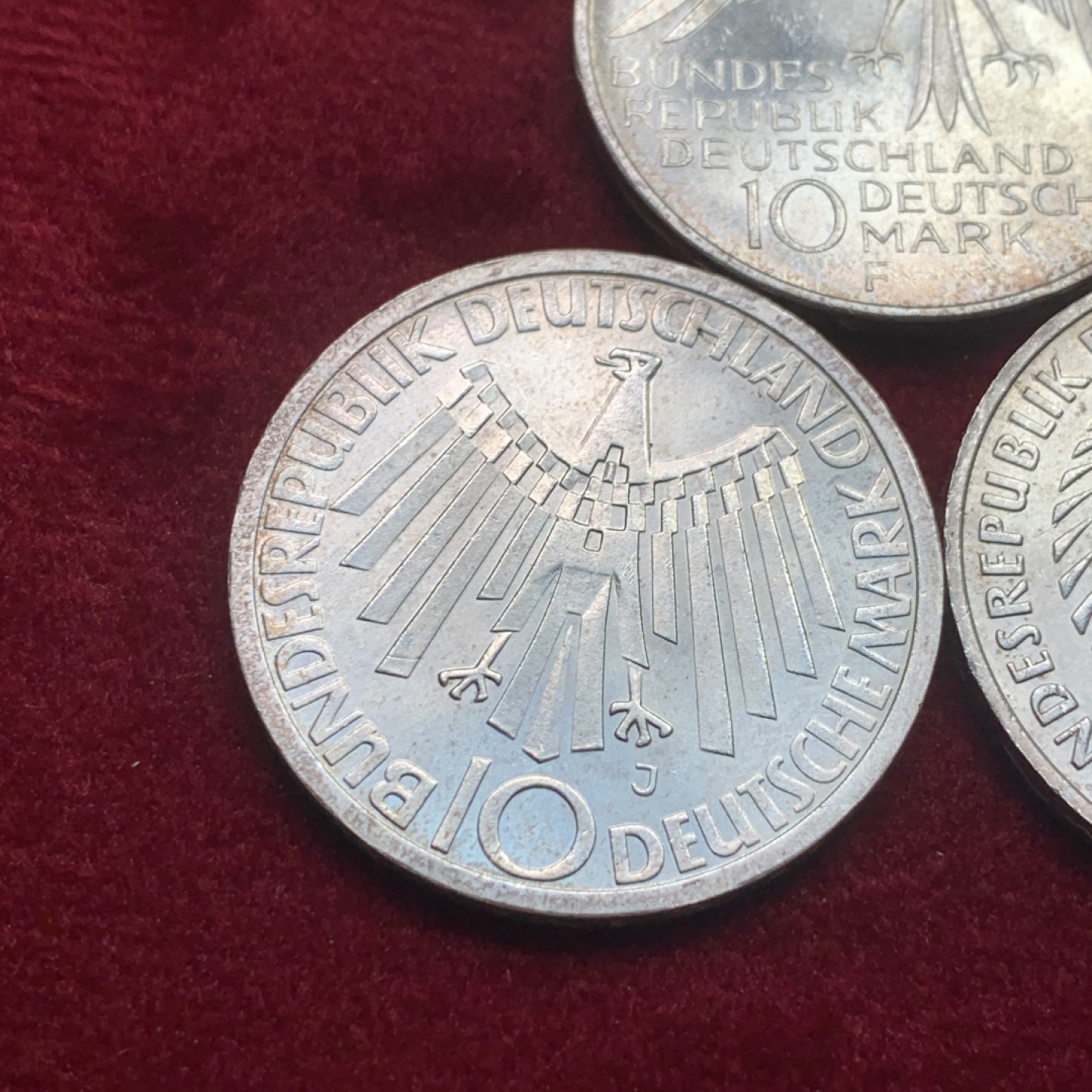 《竞宝斋》第121场-周日，周一 ，2场连拍（全场包邮） 德国1972年慕尼黑奥运会纪念10马克银币一组3枚 单枚重量15.5克