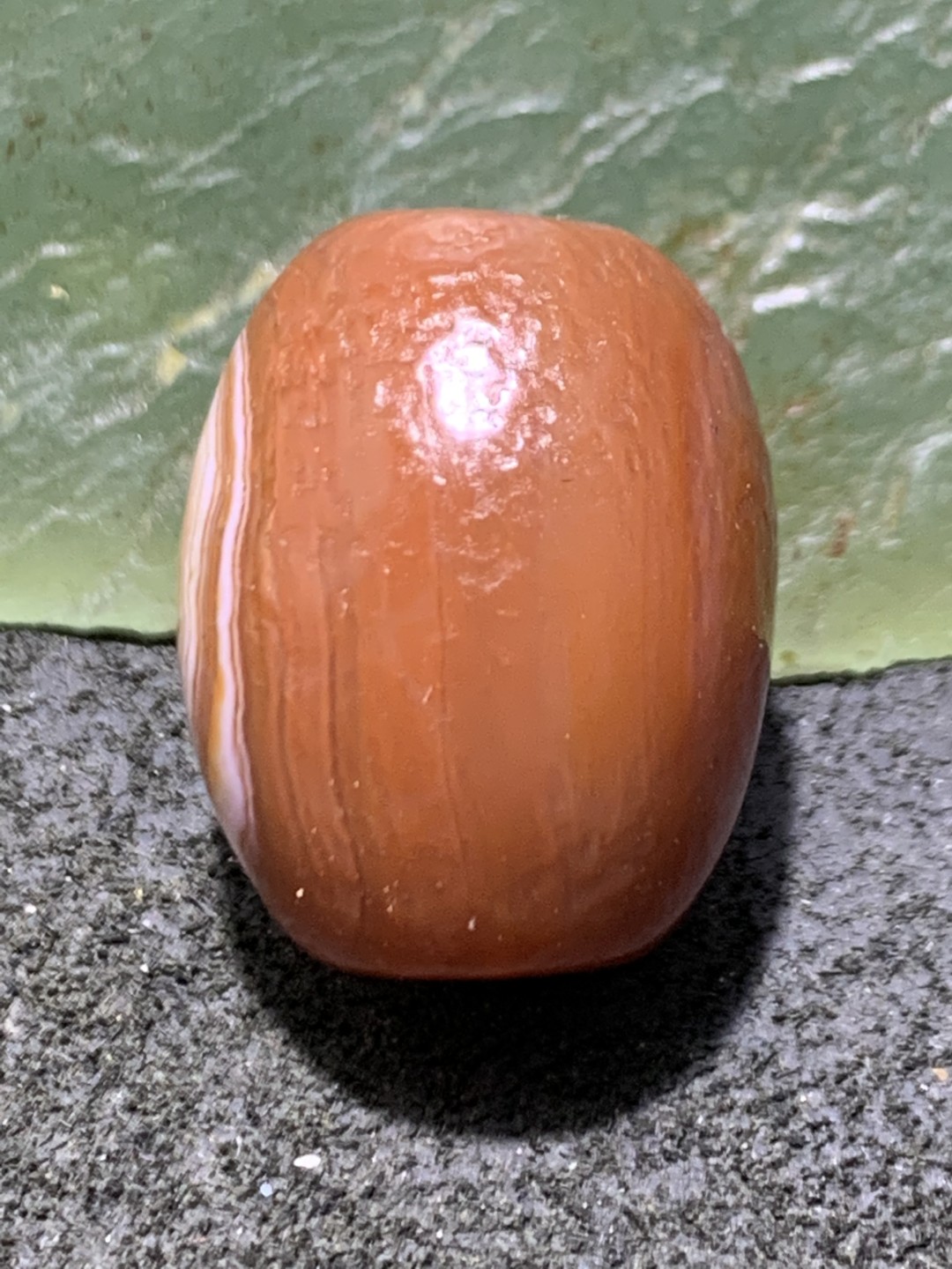 精美高玉化天眼风化纹缠丝玛瑙随形桶珠一颗，