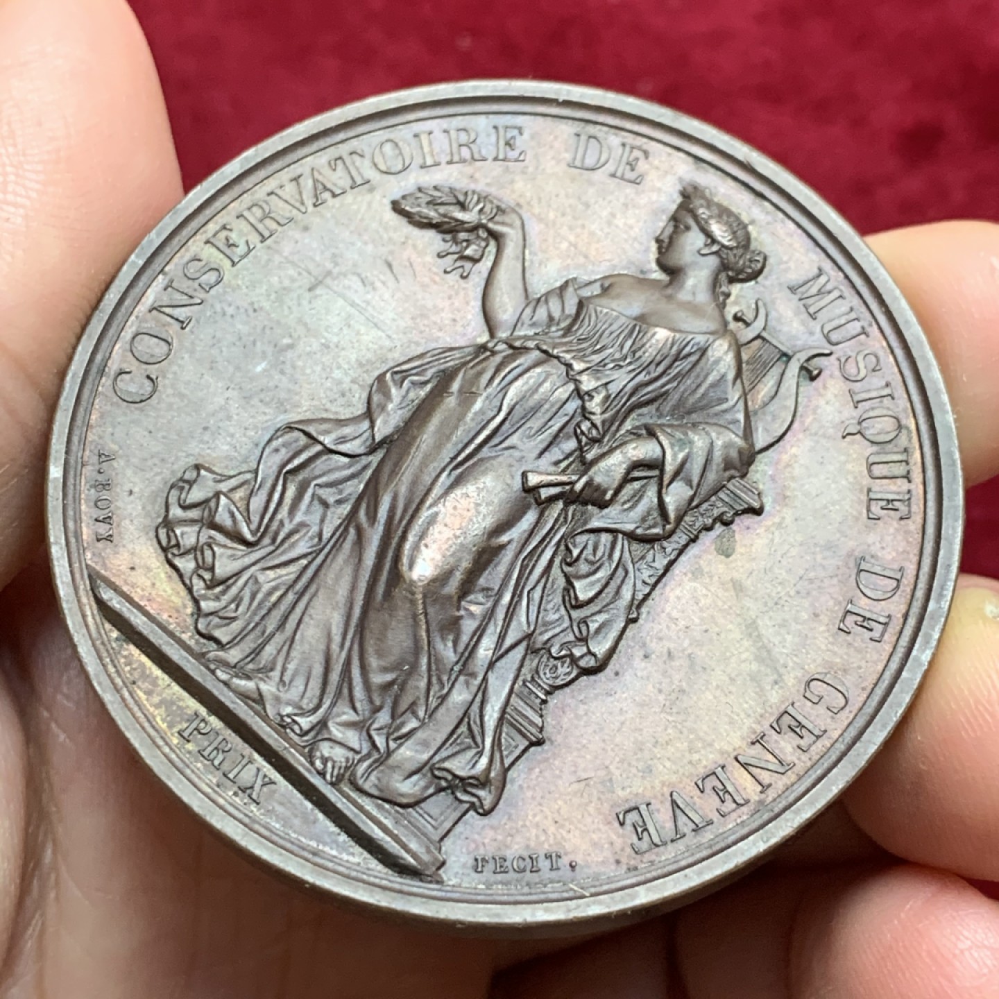 《竞宝斋》第121场-周日，周一 ，2场连拍（全场包邮） 瑞士共和国 1879年左右 日内瓦音乐节 铜质奖章 巧克力包浆 细节好 53.4mm 77.7克大规格 目录编号SM 1603