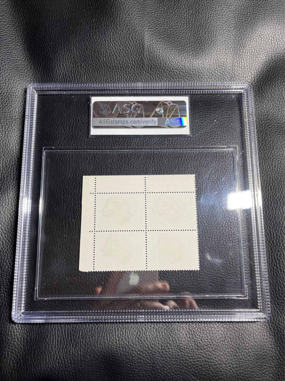 洪涛臻品批发群  精选邮票限时拍卖第一百零四期 特62机器8-7  直角边四方连  ASG90高分一组，新出分，一手货完好无划痕，小型张盒，四方连给90高分难度大，非常热门的品种，大盒内衬非常漂亮可以做摆件，喜欢不要错过