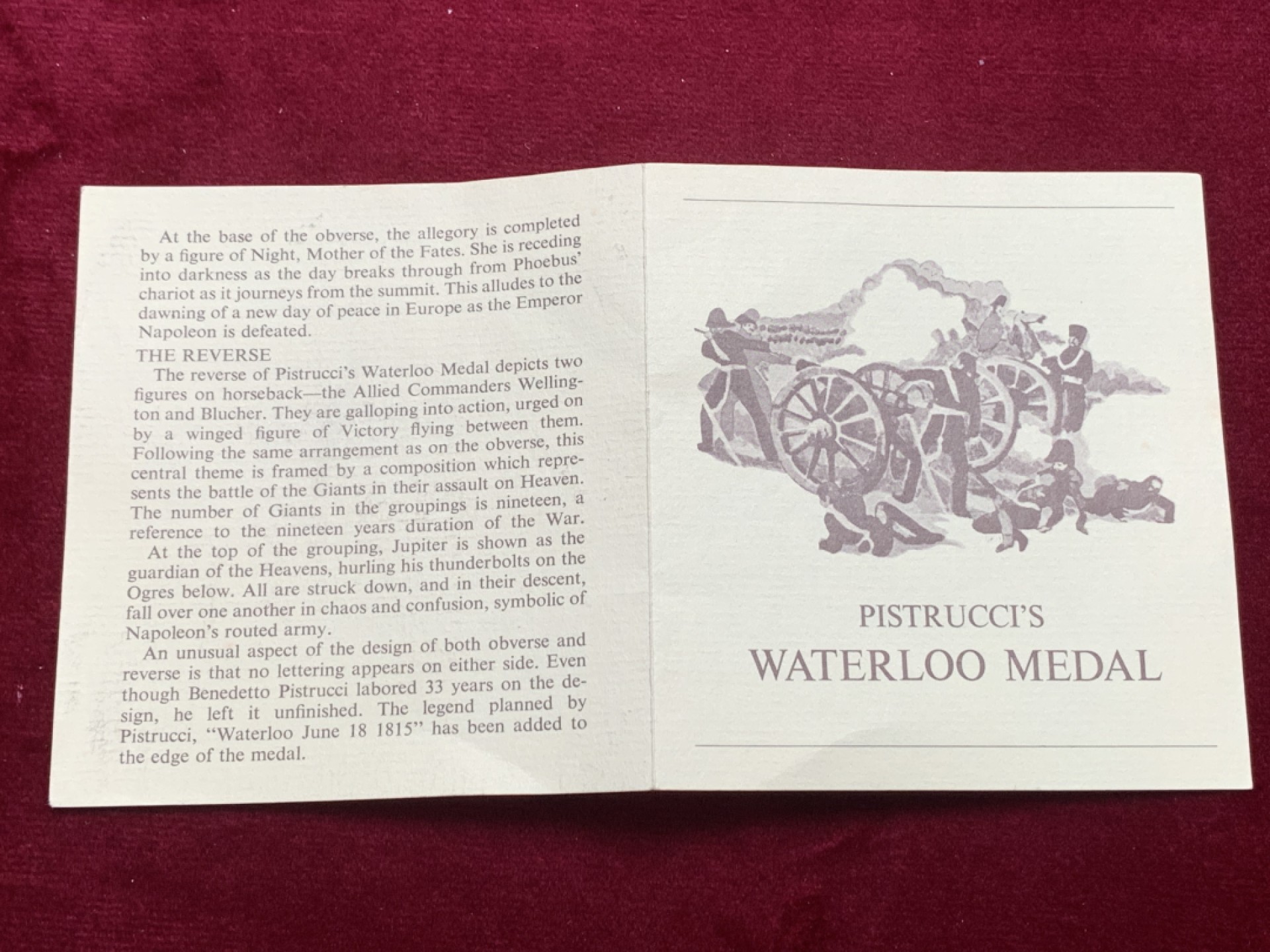 《竞宝斋》第121场-周日，周一 ，2场连拍（全场包邮） 1972年英国滑铁卢纪念铜章（原盒），直径63mm，重量126g，图案丰富多彩，有证书，盒子荷叶没有弹性了