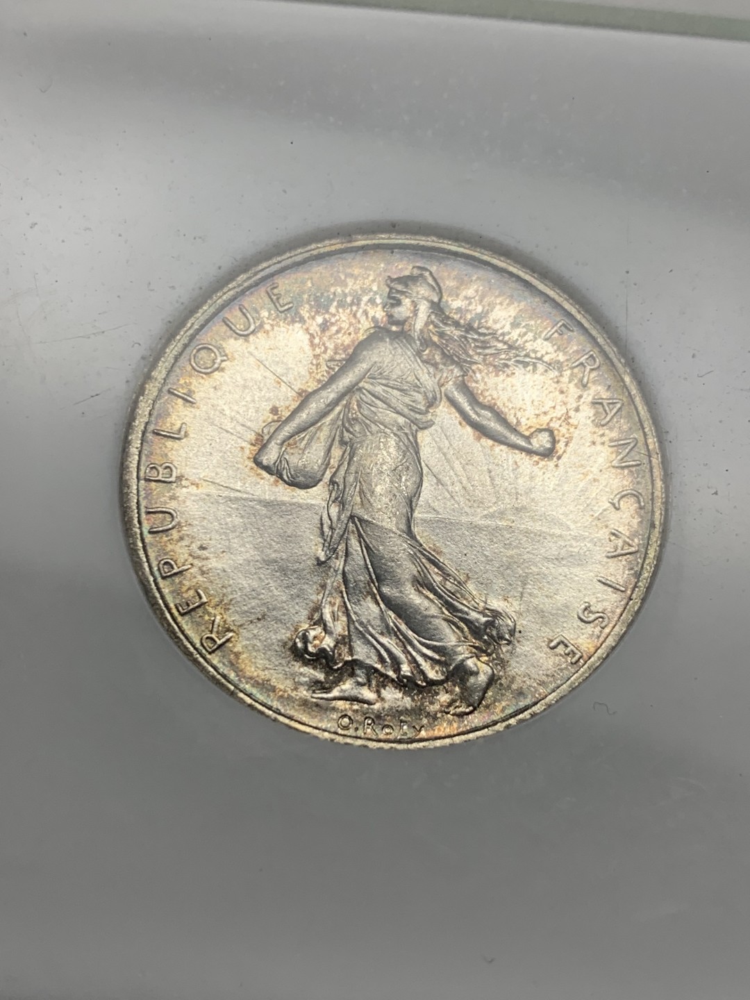 《竞宝斋》第121场-周日，周一 ，2场连拍（全场包邮） NGC MS65 法国 行走女神 1916年 2法郎银币 包浆好，早期盒装 状态好