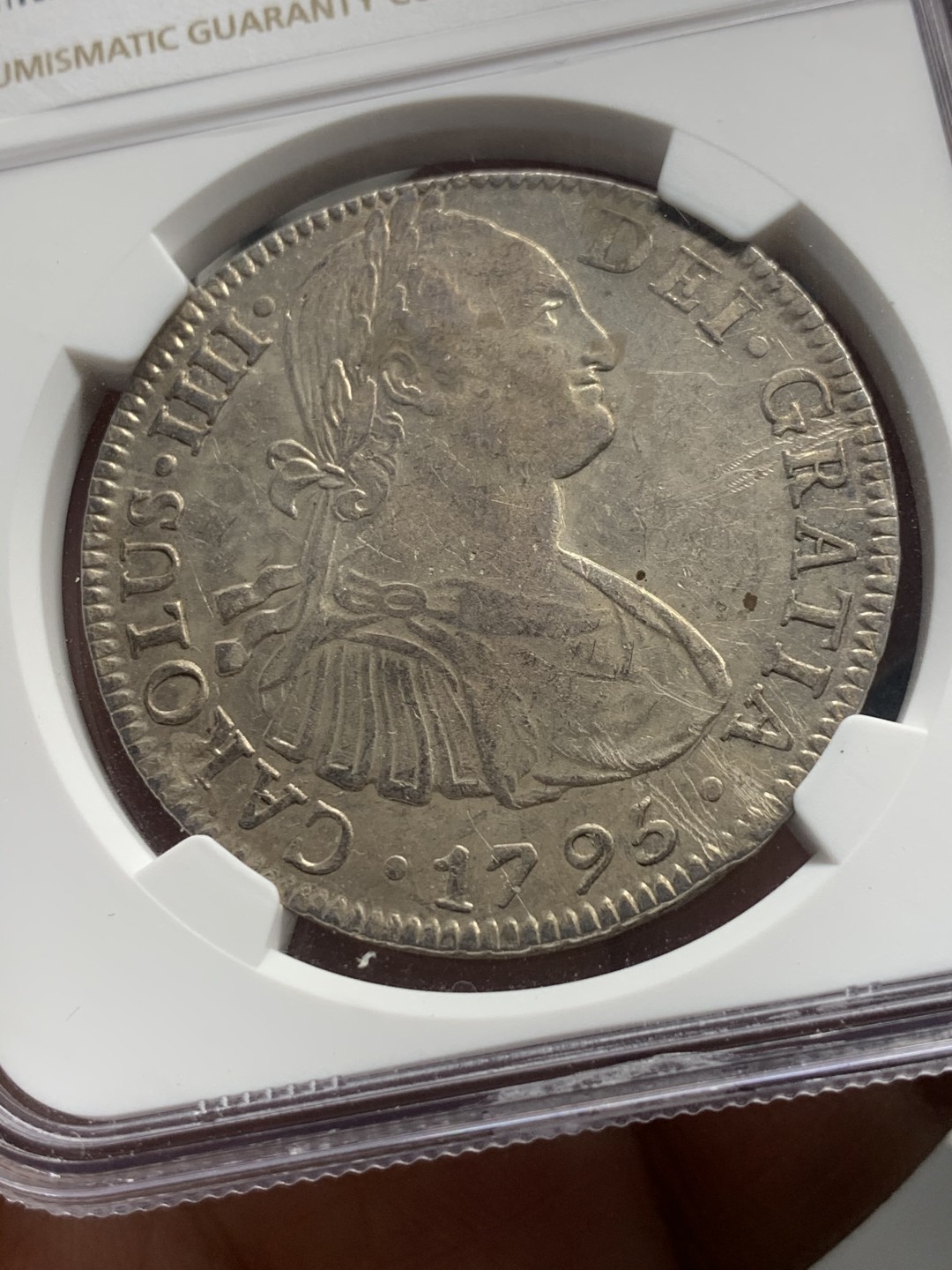 《竞宝斋》第121场-周日，周一 ，2场连拍（全场包邮） NGC AU 墨西哥 1795年 卡四 8R双柱银币 细节好