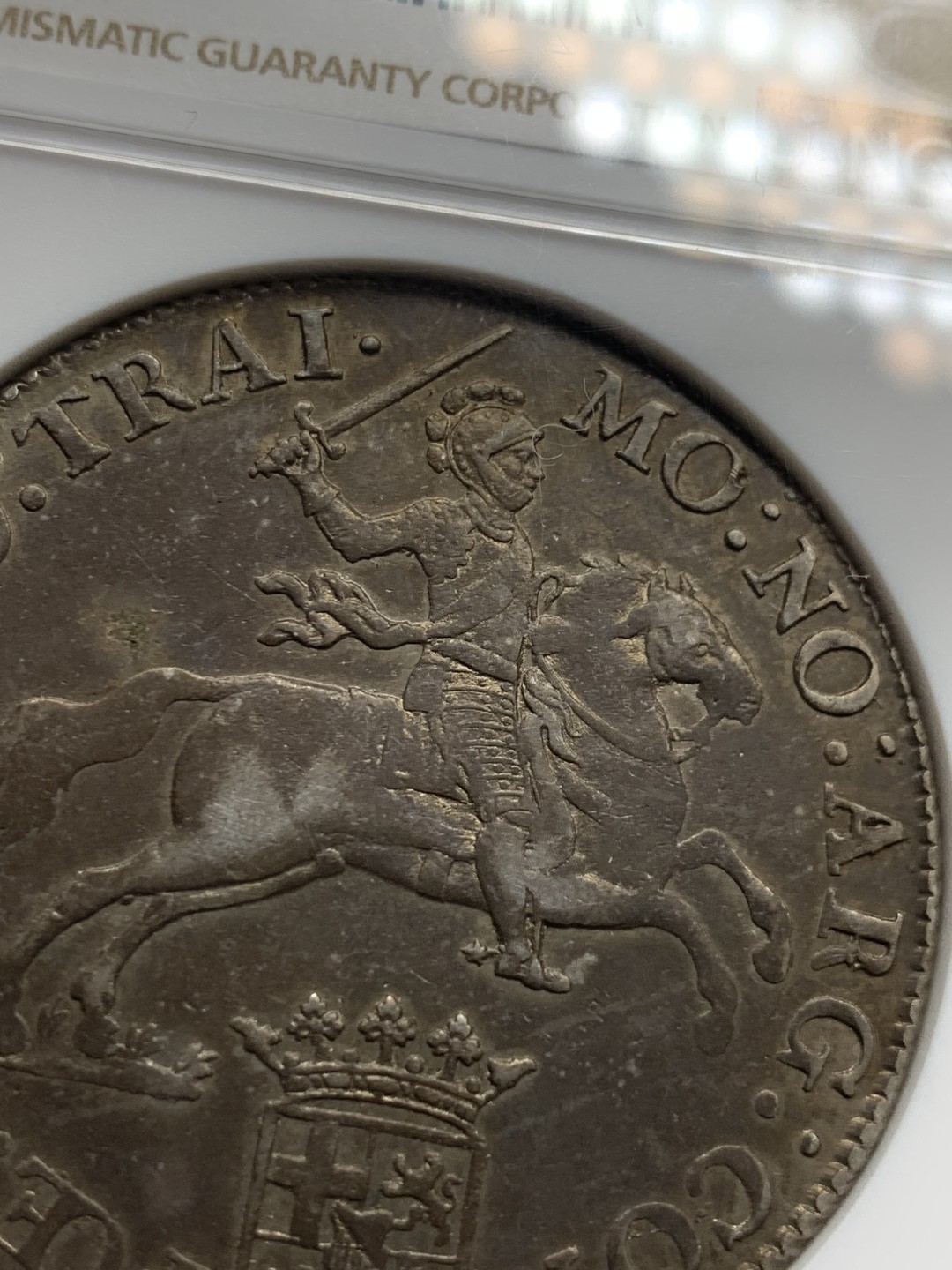 《竞宝斋》第121场-周日，周一 ，2场连拍（全场包邮） 季军分 NGC XF45 荷兰 乌特勒支省 1782年 杜卡特 大马剑 银币 32克多的重量 原味的双面深包浆 骑士头盔都非常清晰 性价比很高