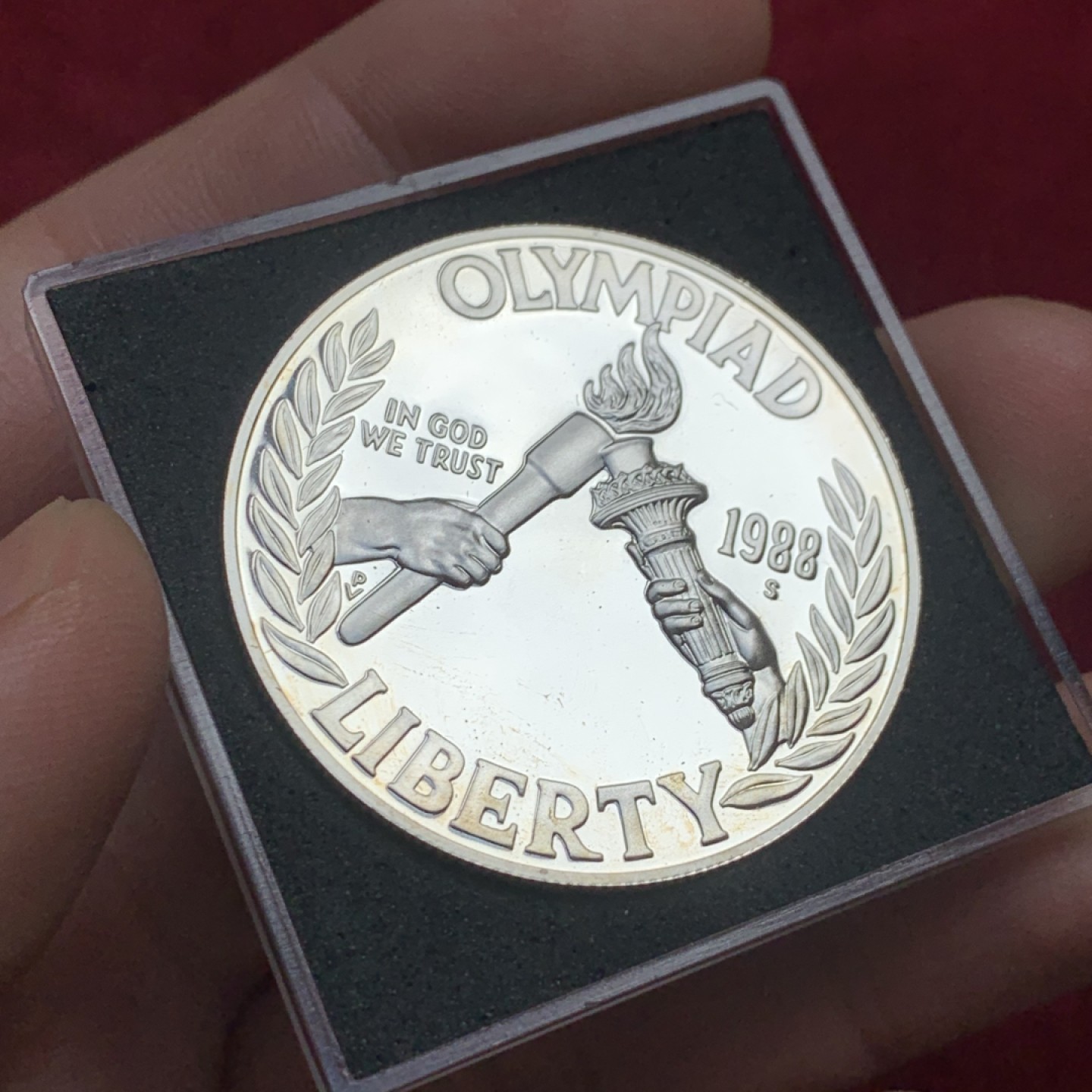 《竞宝斋》第121场-周日，周一 ，2场连拍（全场包邮） 美国 1988年 韩国首尔奥运会 1美元银币 大银币 38.1mm 26.73克 PF版