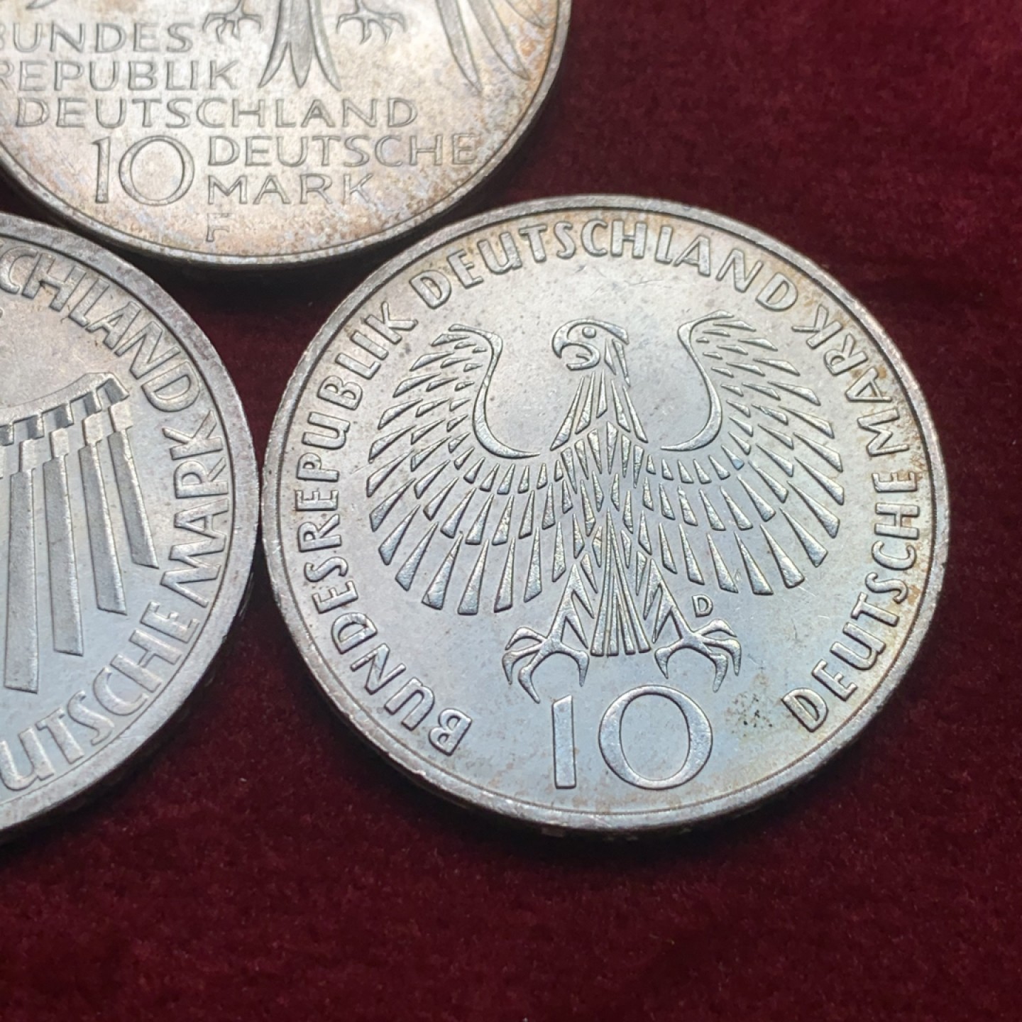 《竞宝斋》第121场-周日，周一 ，2场连拍（全场包邮） 德国1972年慕尼黑奥运会纪念10马克银币一组3枚 单枚重量15.5克