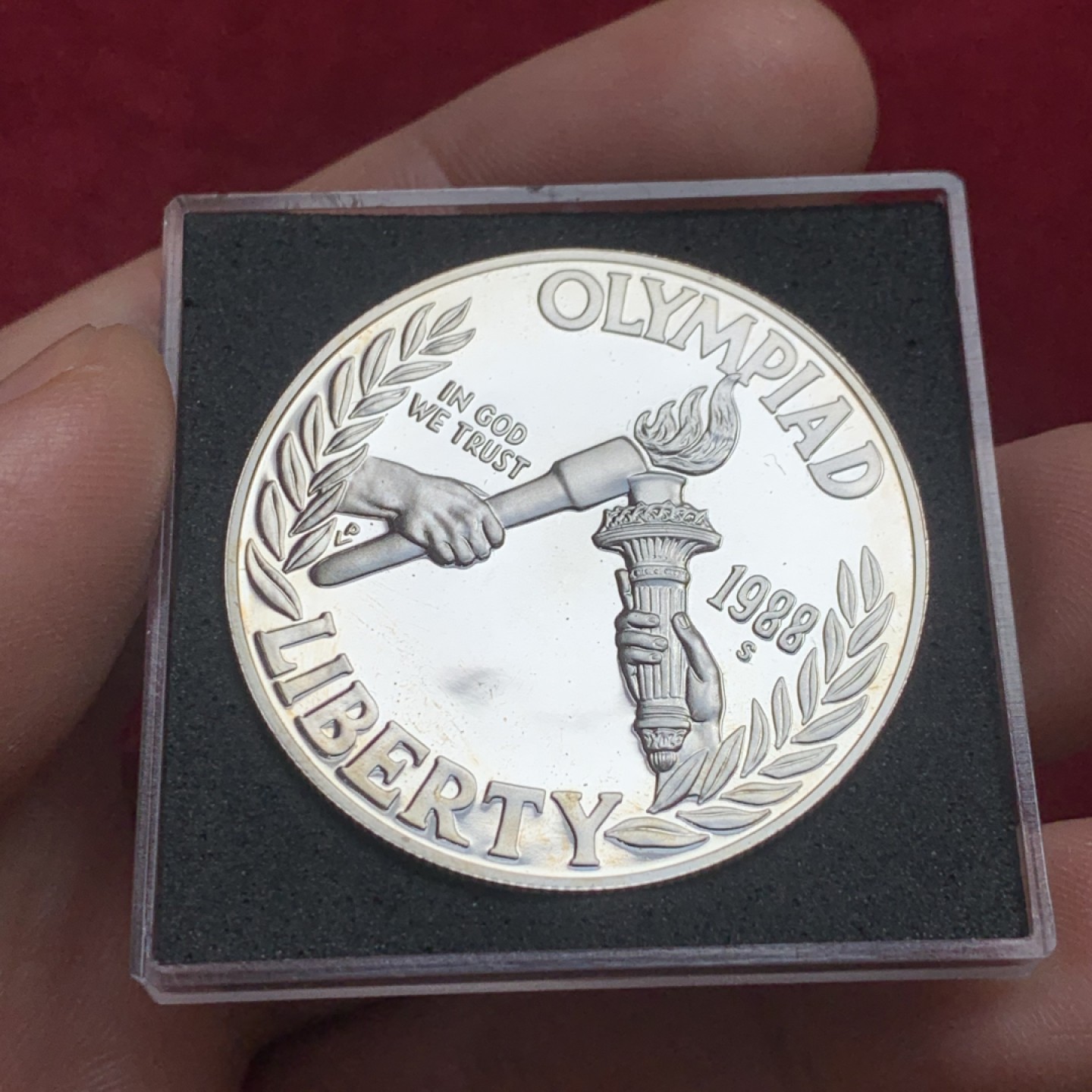 《竞宝斋》第121场-周日，周一 ，2场连拍（全场包邮） 美国 1988年 韩国首尔奥运会 1美元银币 大银币 38.1mm 26.73克 PF版
