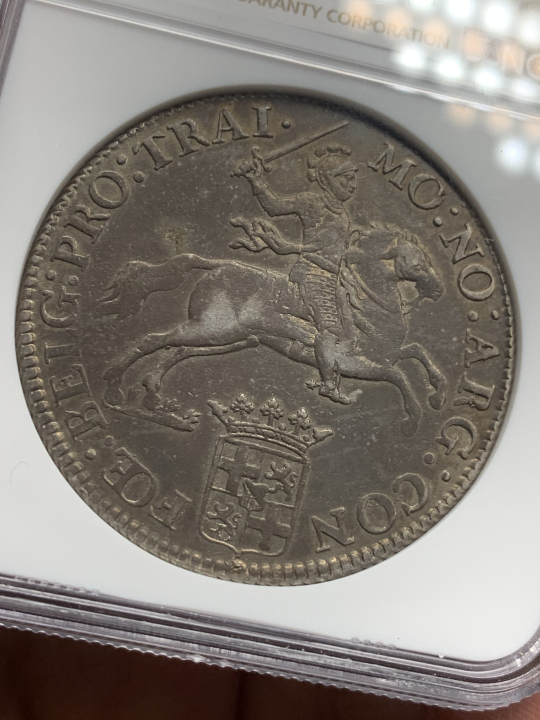 《竞宝斋》第121场-周日，周一 ，2场连拍（全场包邮） 季军分 NGC XF45 荷兰 乌特勒支省 1782年 杜卡特 大马剑 银币 32克多的重量 原味的双面深包浆 骑士头盔都非常清晰 性价比很高