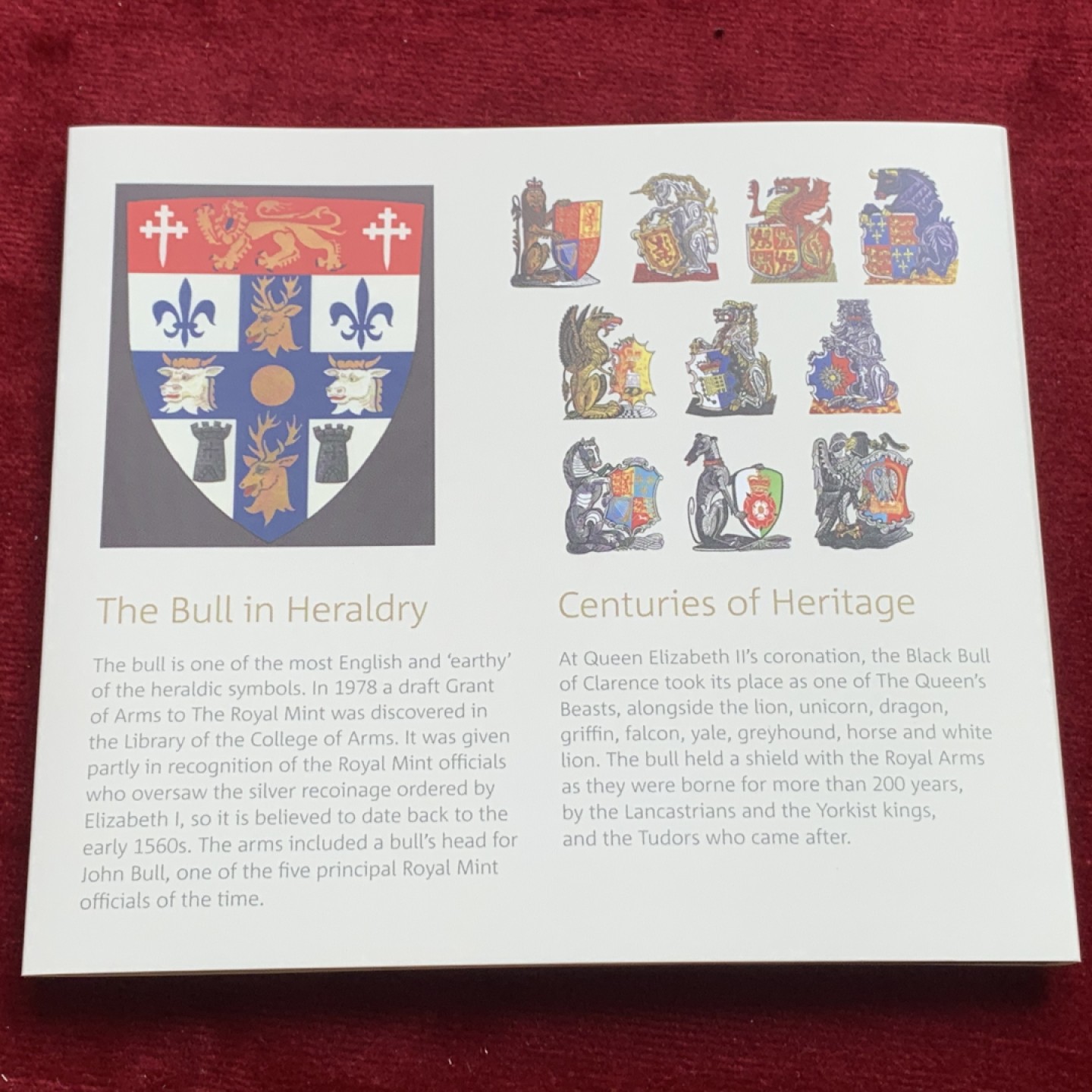 《竞宝斋》第121场-周日，周一 ，2场连拍（全场包邮） 卡册 英国2018年 英国5镑克朗型纪念币BU，威斯敏斯特十野兽之一（克拉伦斯黑牛号）铜镍合金，重28.28g