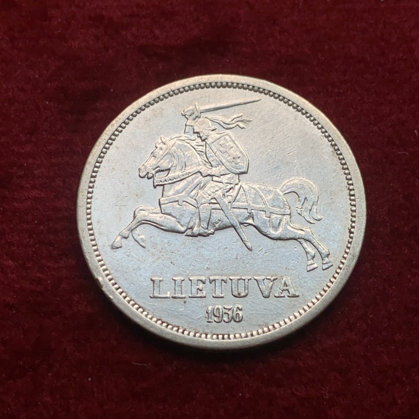 《竞宝斋》第121场-周日，周一 ，2场连拍（全场包邮） 立陶宛1936年5立特银币。750银，直径27mm，重量9g 少见品种
