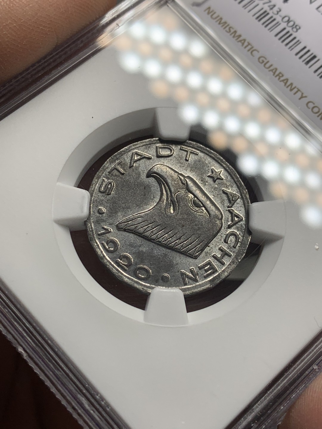 《竞宝斋》第121场-周日，周一 ，2场连拍（全场包邮） 冠军分 NGC-MS64 德紧小名誉品 德国亚琛1920年大嘴鹰50芬尼铁币