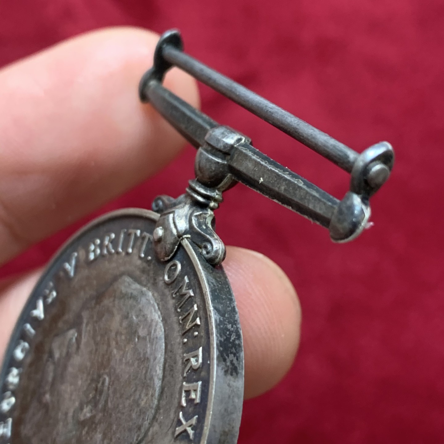 《竞宝斋》第121场-周日，周一 ，2场连拍（全场包邮） 1918年英国一战胜利奖章 银质 未清洗 包浆醇美