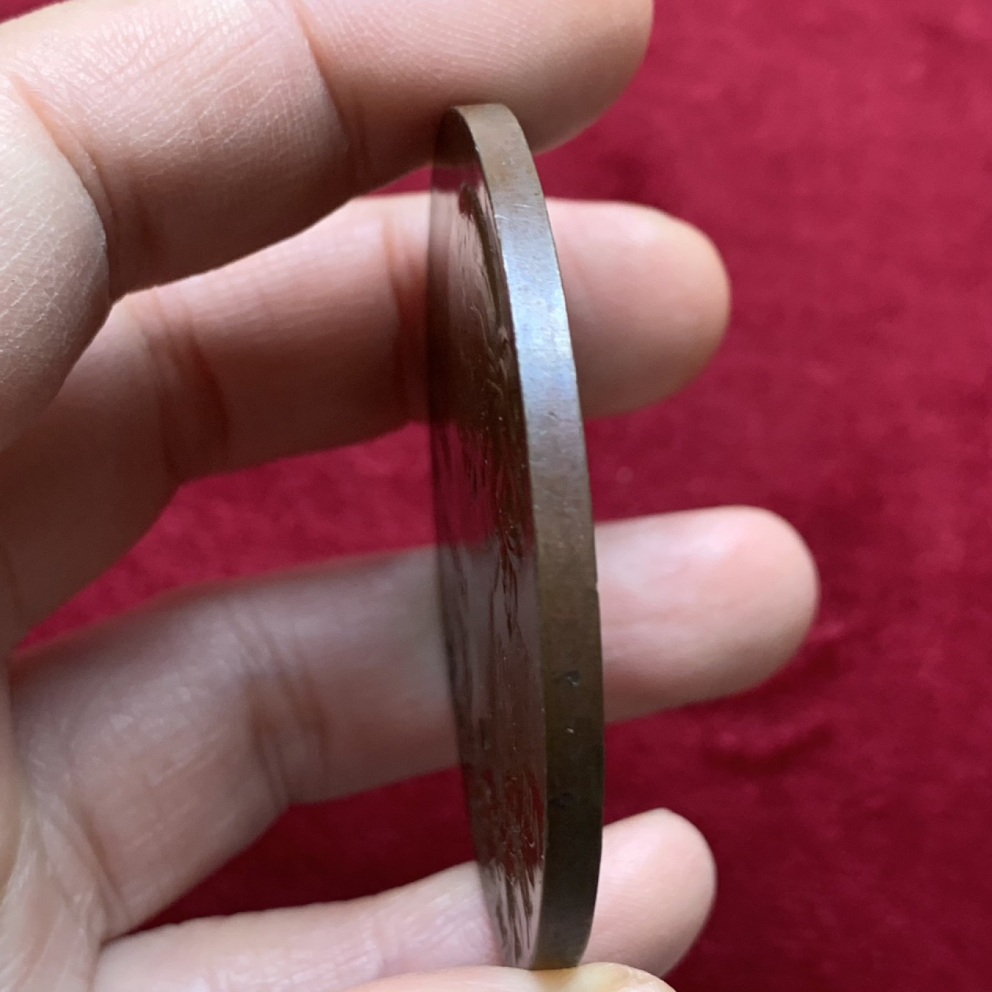 《竞宝斋》第121场-周日，周一 ，2场连拍（全场包邮） 1897年英国维多利亚登基60周年铜章，直径50mm，重量59g，品相好