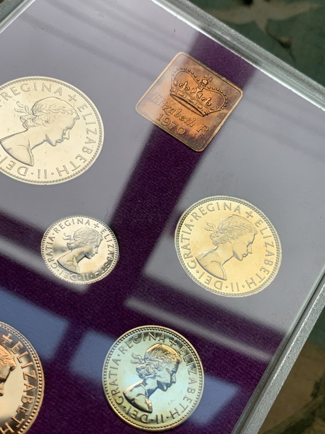 《竞宝斋》第121场-周日，周一 ，2场连拍（全场包邮） 英国1970年原装精制套币，十二进制少女头像关门币，火热品种全新全套全品