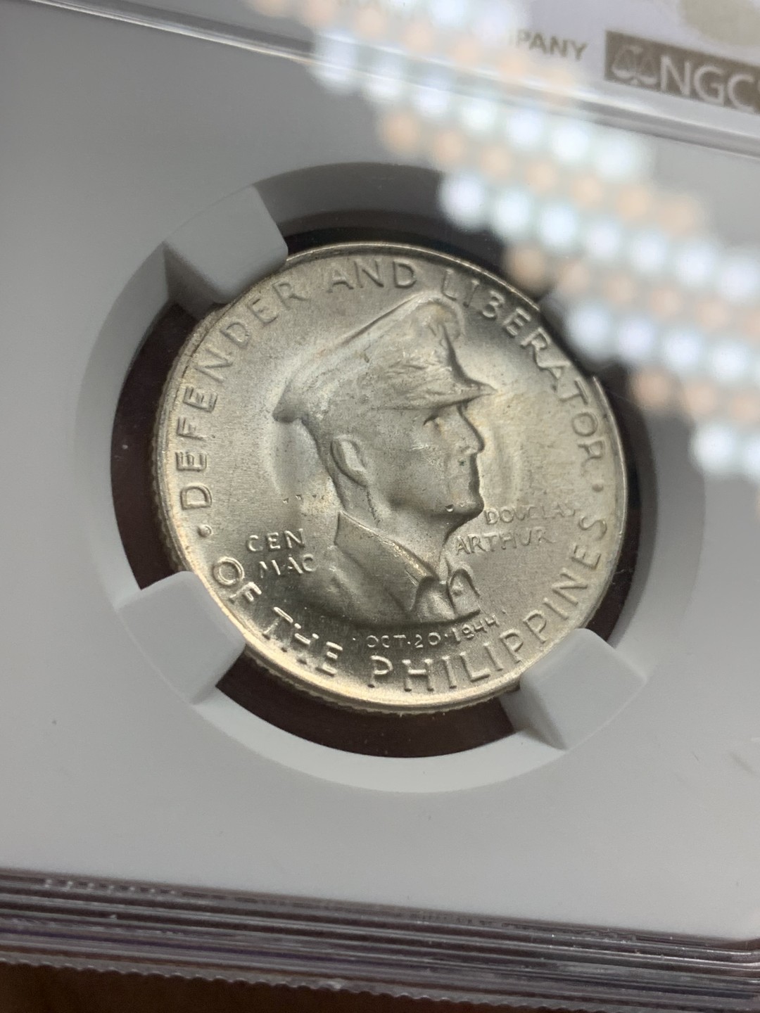 《竞宝斋》第121场-周日，周一 ，2场连拍（全场包邮） NGC-MS64 美占菲律宾 1947年 麦克阿瑟 50分 银币