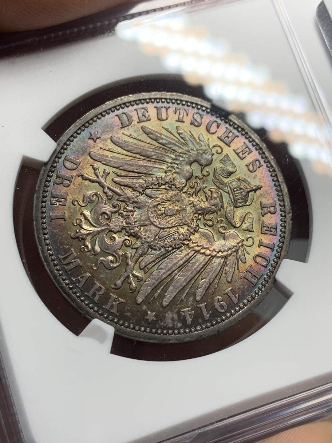 《竞宝斋》第121场-周日，周一 ，2场连拍（全场包邮） NGC-MS61 德国普鲁士1914年 军装版 3马克银币 深五彩包浆 顶级包浆