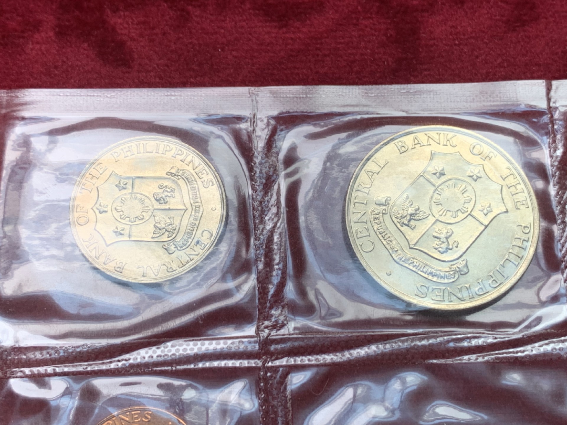 《竞宝斋》第121场-周日，周一 ，2场连拍（全场包邮） 菲律宾1963-1964打铁图案套币，密封BU收藏好品