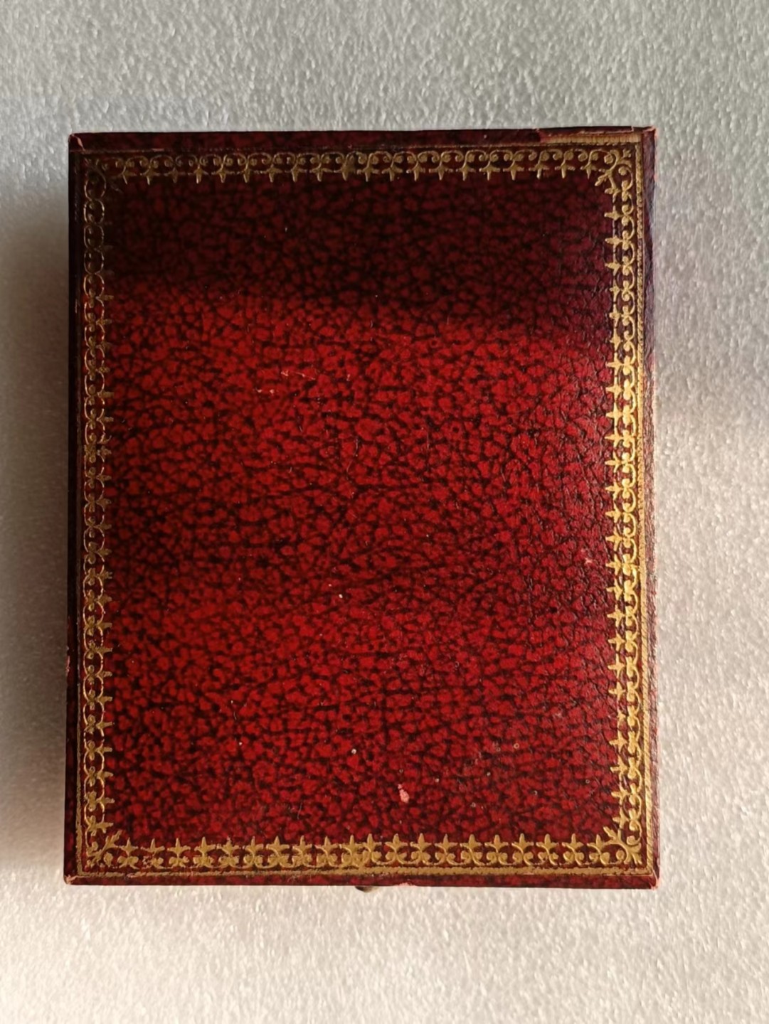 瓶子🏺第69期拍卖会 法国1894年卡诺总统葬礼镀银铜章罗蒂名作（原盒）78×55毫米142.34克