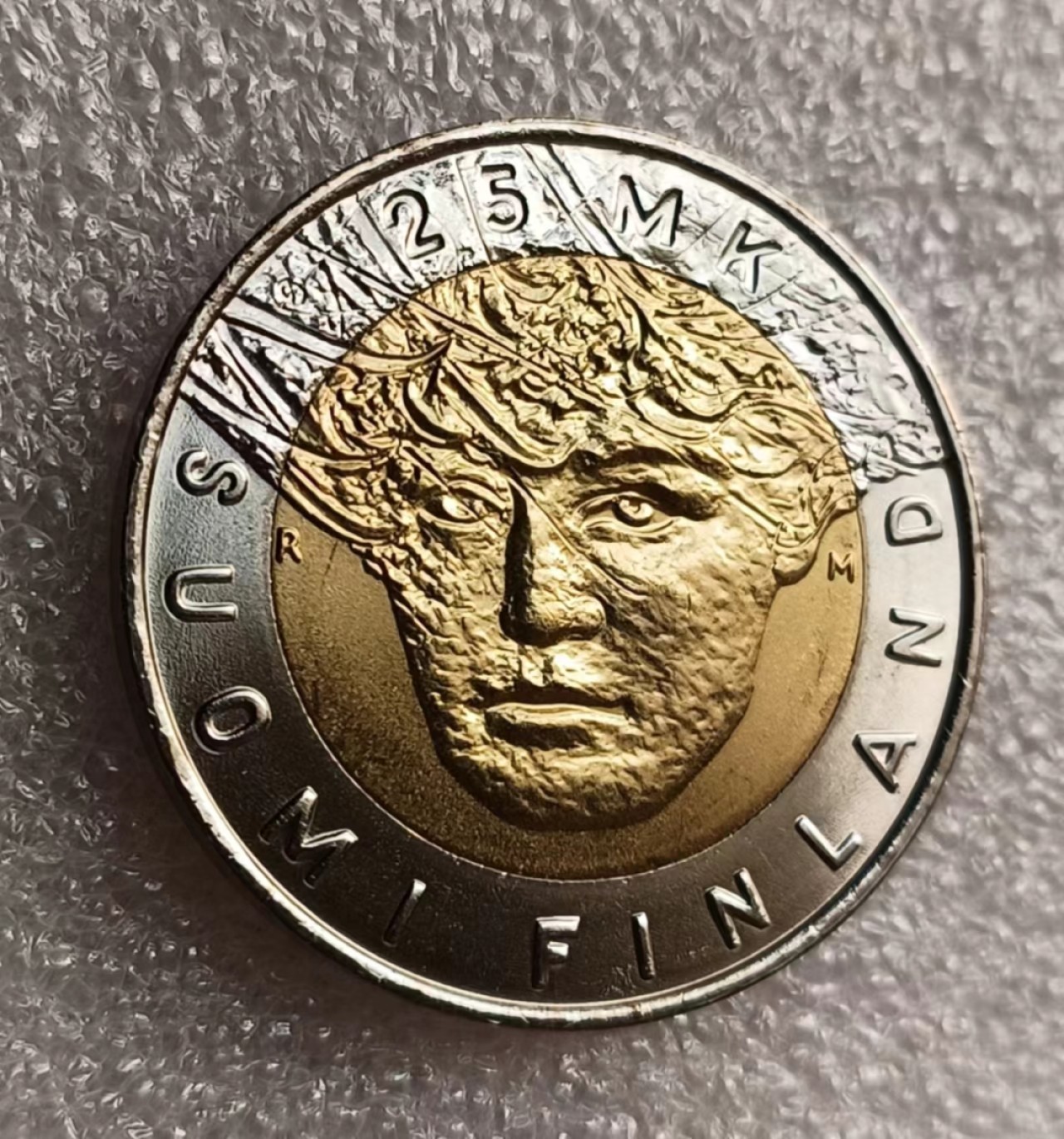 瓶子🏺第69期拍卖会 芬兰2001年北欧滑雪锦标赛25马克双色纪念币