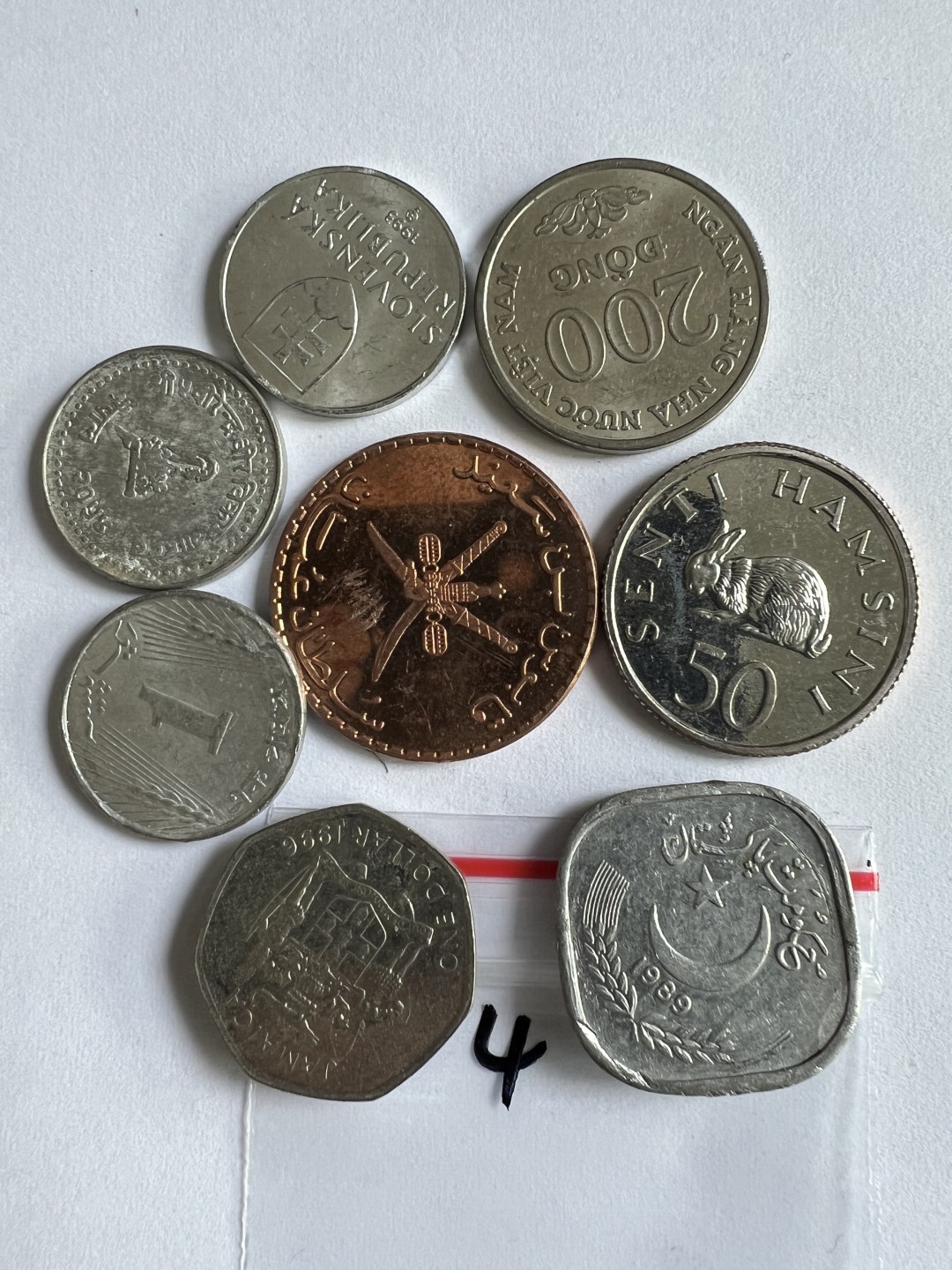 泡泡堂第171期  世界硬币邮票专场（无押金，无佣金，捡漏，全场20包邮，偏远地区除外） 硬币一袋4