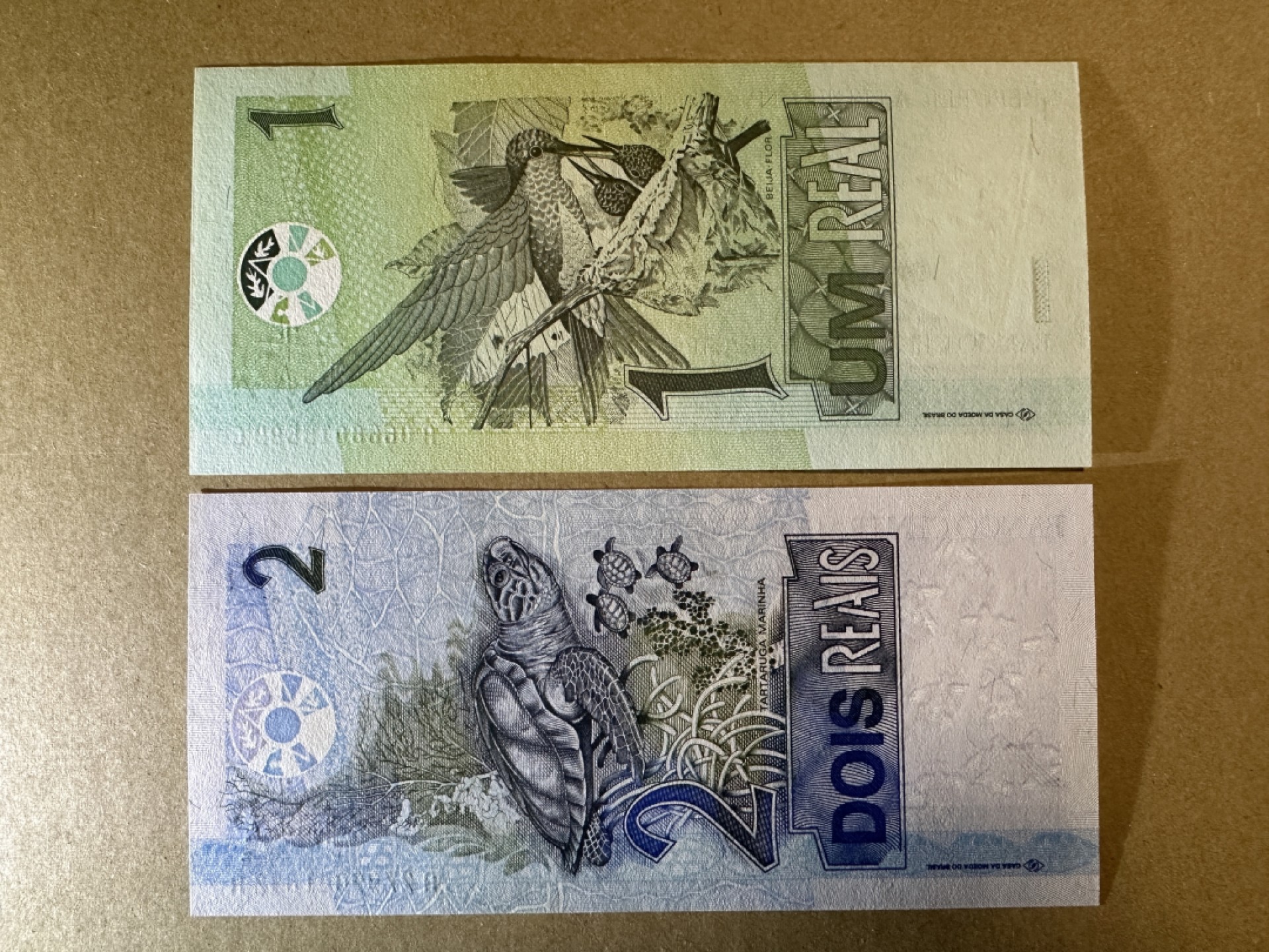 《张总收藏》83期——外币精品 巴西1、2雷亚尔2张 UNC 2003年 轻微荧光