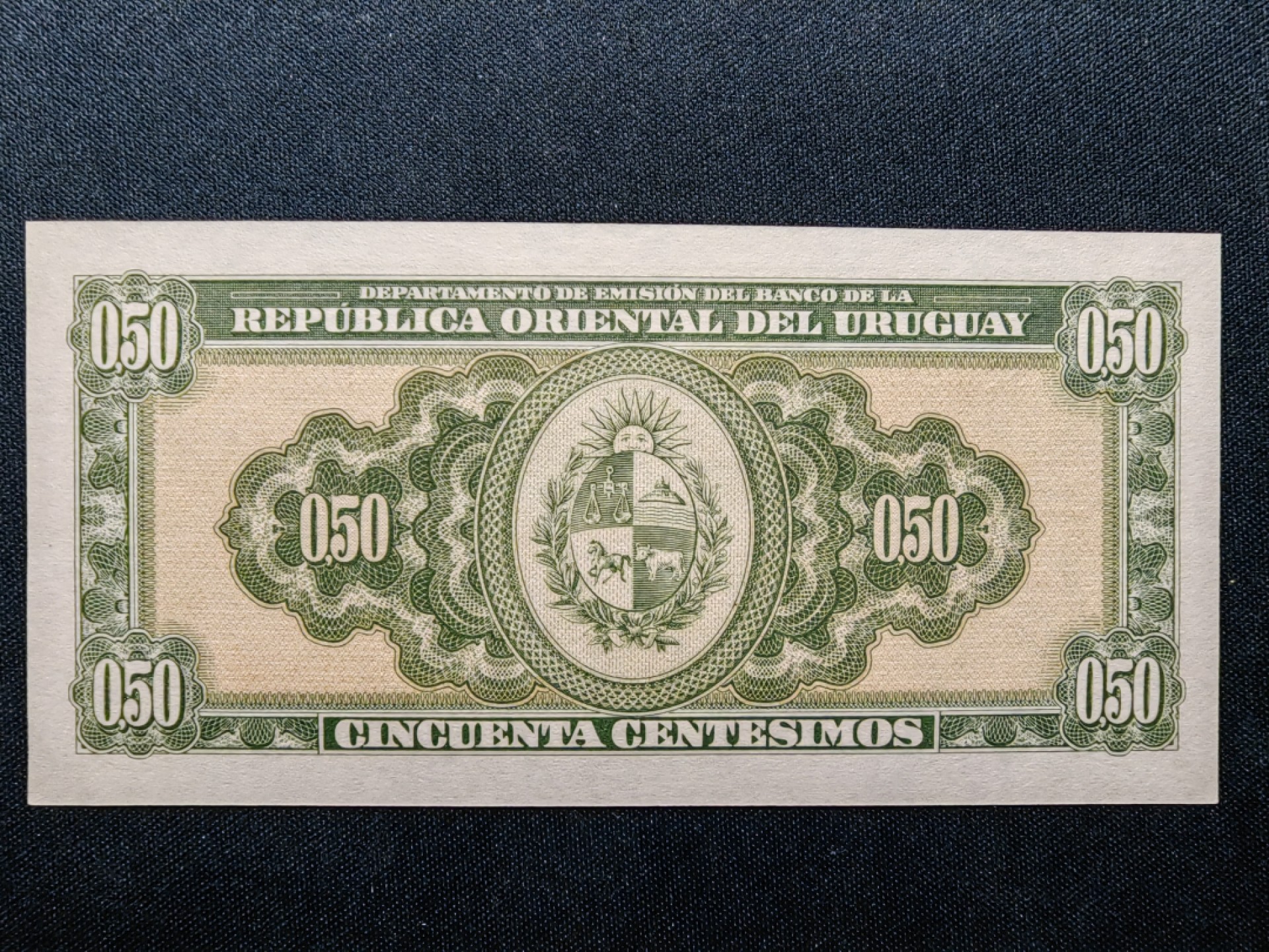 第②场-外国精品纸钞 全新UNC 1939年 乌拉圭50分