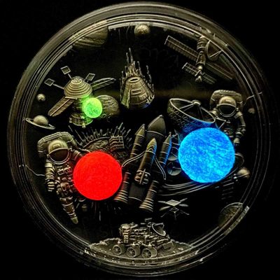 【海寕潮】拍卖第八十二期 - 【海寧潮A】喀麦隆2022年太空探索涂鸦艺术3盎司高浮雕彩银币原盒证书，编号236