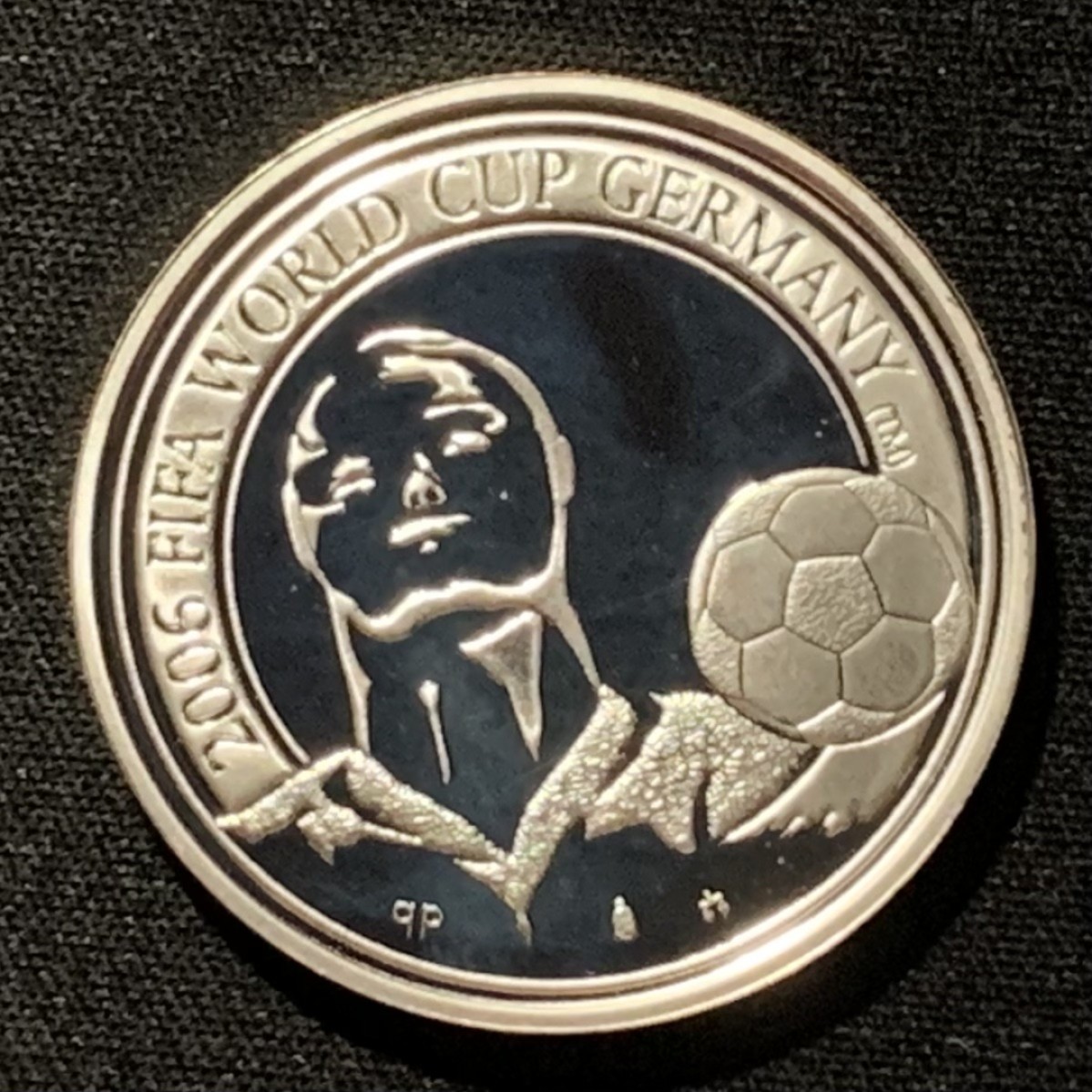 紫瑗钱币——第268期拍卖 比利时 2005年 德国世界杯 20欧元 22.85克 0.999银