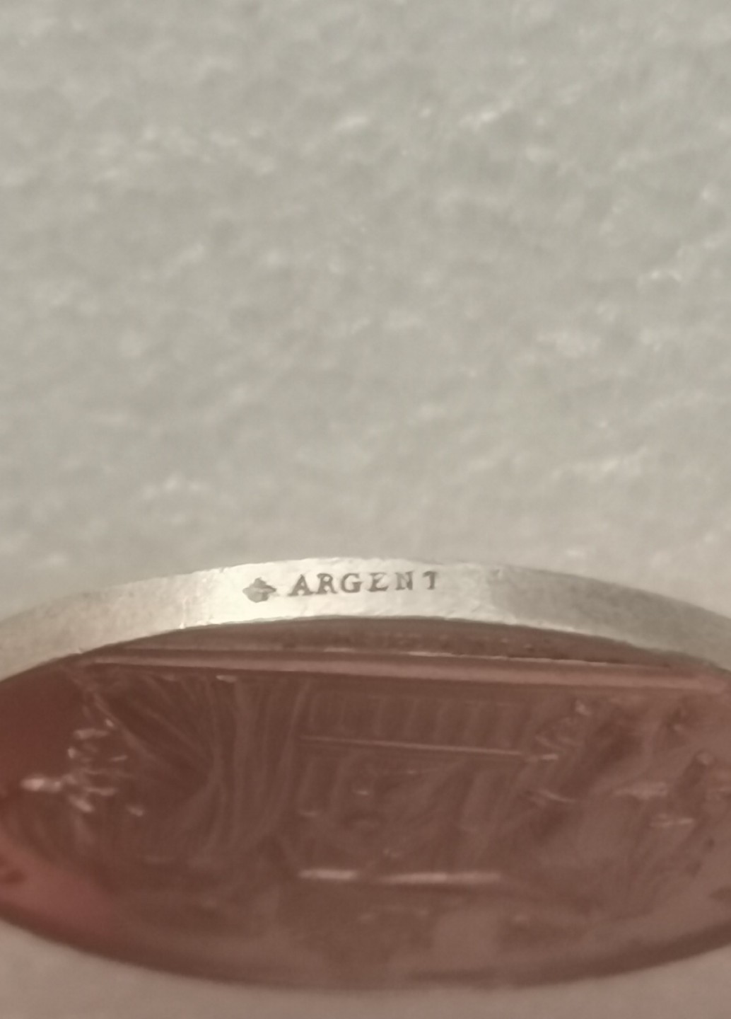 瓶子🏺第69期拍卖会 法国19世纪中期银质婚章（1）未使用高点好30毫米11.97克