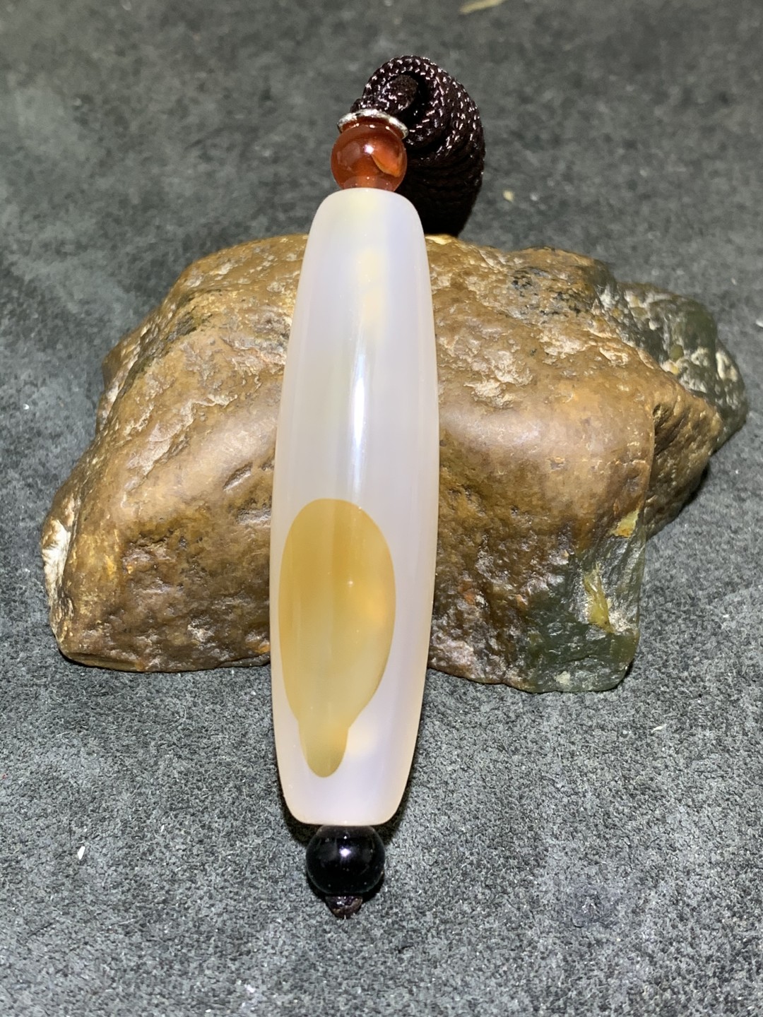 精美高玉化巴西玛瑙大桶珠吊坠一个，