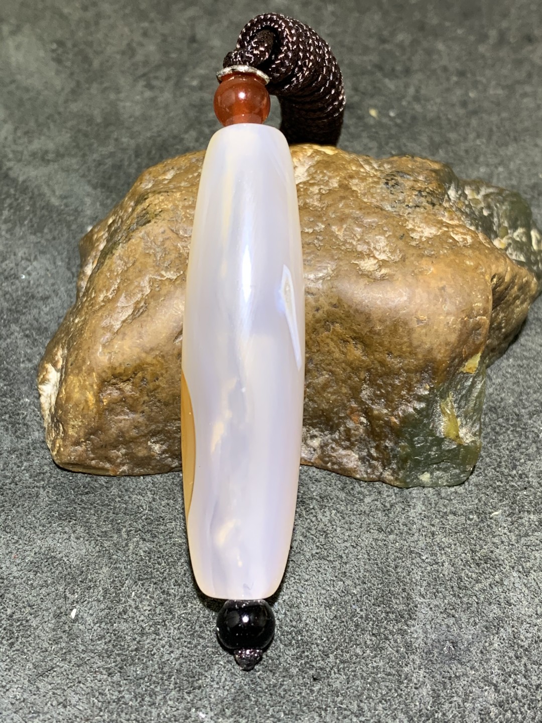 精美高玉化巴西玛瑙大桶珠吊坠一个，