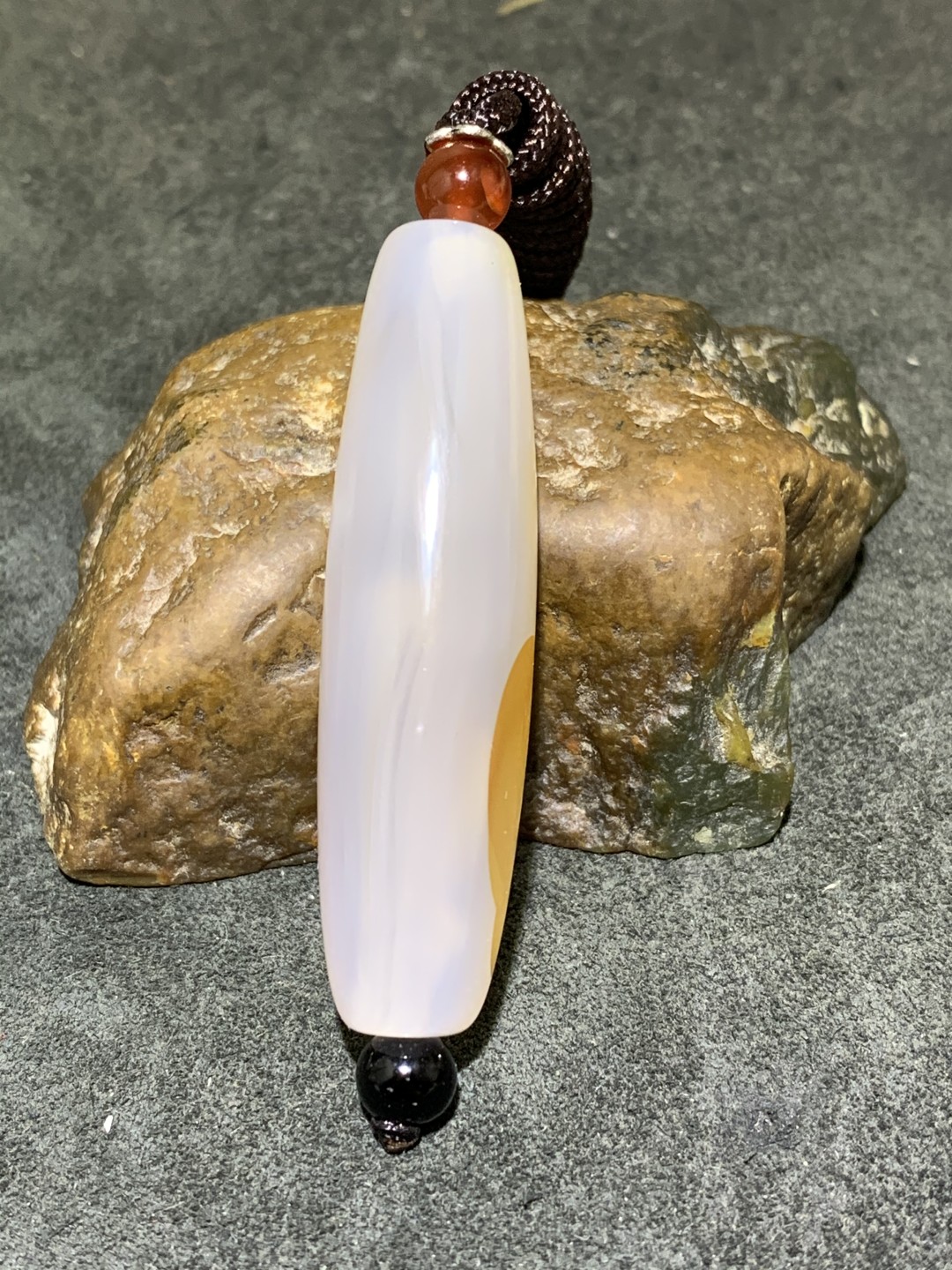 精美高玉化巴西玛瑙大桶珠吊坠一个，