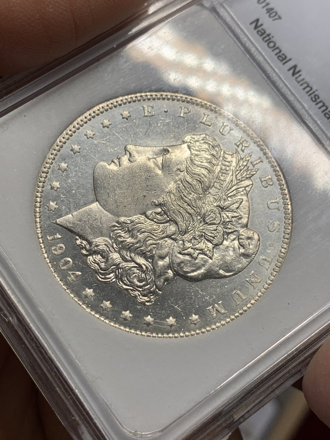 《竞宝斋》第123场-周日，周一 ，2场连拍（全场包邮） 美国 NNC 评级MS65  1904年 摩根 1元银币 整体状态不错