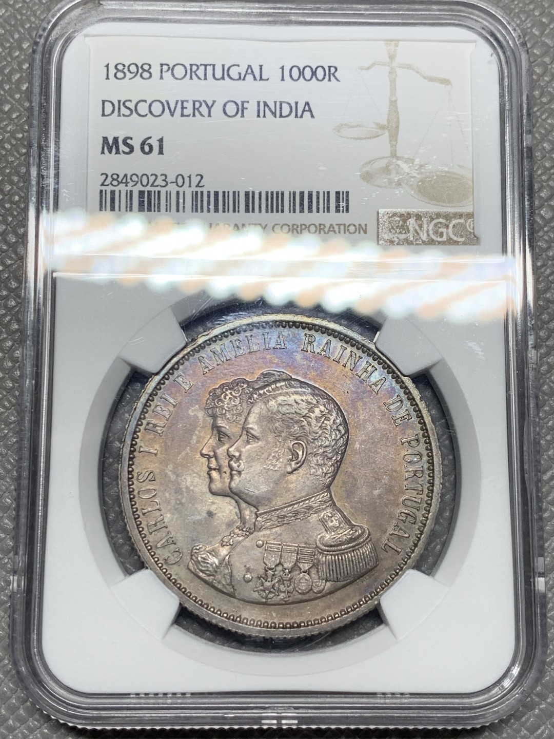 《竞宝斋》第123场-周日，周一 ，2场连拍（全场包邮） NGC MS61 1898年 葡萄牙 发现印度 1000R ，紫罗兰五彩包浆，极致的状态