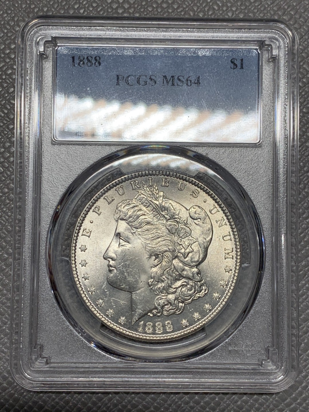 《竞宝斋》第123场-周日，周一 ，2场连拍（全场包邮） PCGS-MS64 美国摩根银币 1888 吉祥年份 靓丽银光