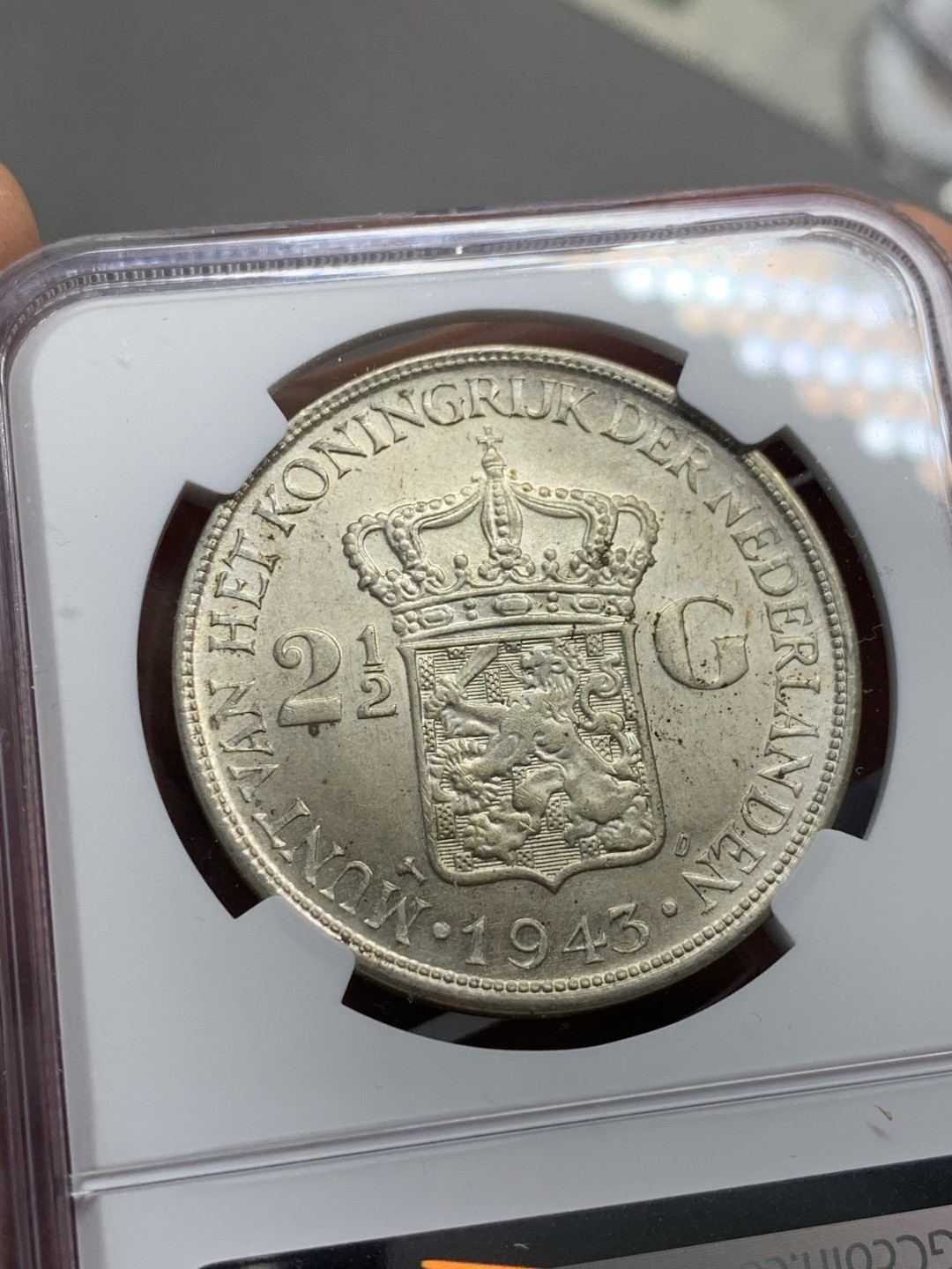 《竞宝斋》第123场-周日，周一 ，2场连拍（全场包邮） NGC-MS63 荷属东印度 1943年 威廉米娜女王 2.5盾殖民地大银币 稀少品种