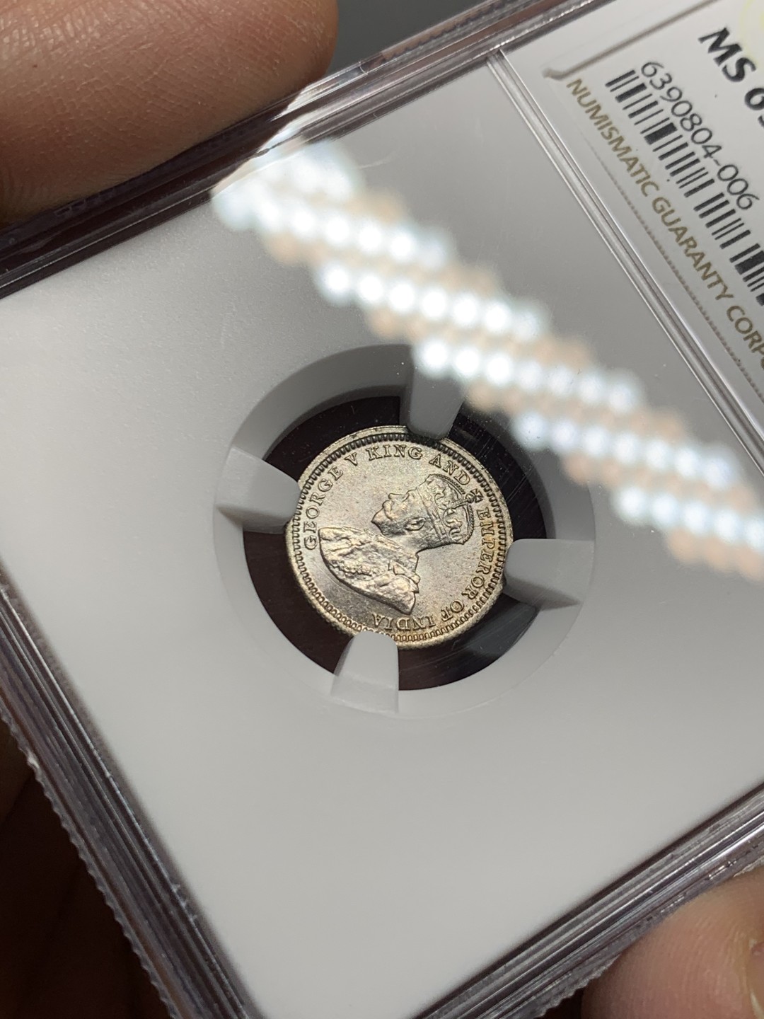 《竞宝斋》第123场-周日，周一 ，2场连拍（全场包邮） NGC-MS63 香港1933年乔治五世5仙银币，状态极佳！实物暴光顶级品相，给分略感保守