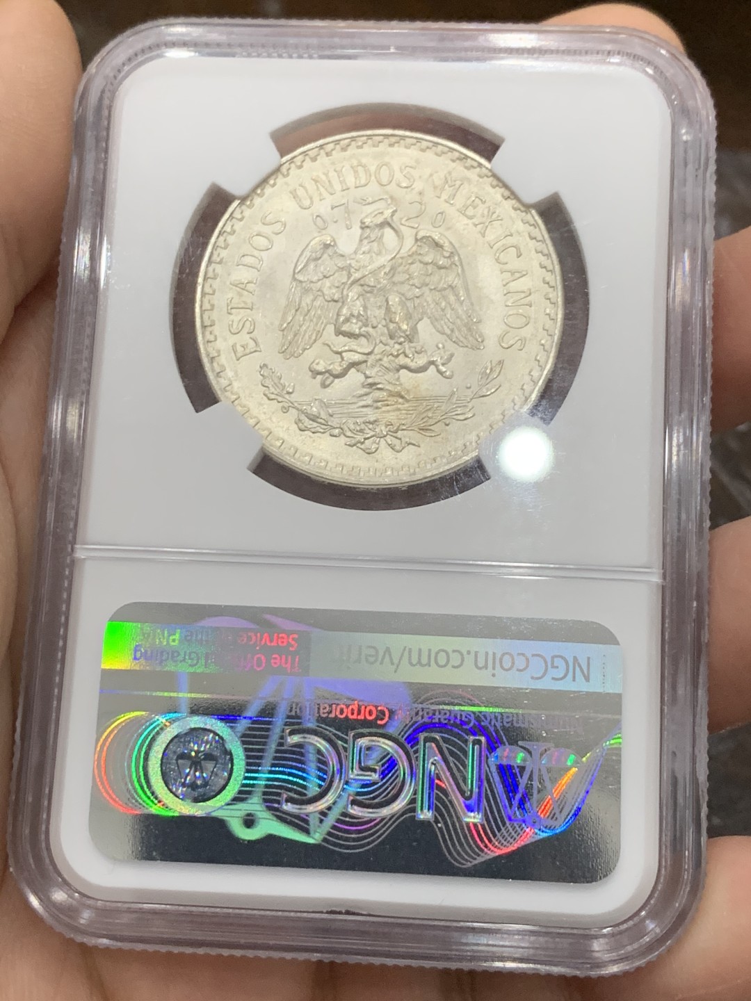 《竞宝斋》第123场-周日，周一 ，2场连拍（全场包邮） NGC-MS67收藏级高分 墨西哥 1940年 1比索鹰洋 银币  sbp于2021年当季拍卖中拍出过1200美元的价格 正价在2000左右