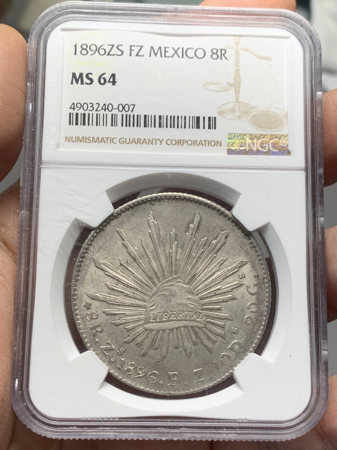 《竞宝斋》第123场-周日，周一 ，2场连拍（全场包邮） NGC-MS64 1896年 ZS FZ 墨西哥花边鹰洋8R大银币，高级分数，鹰面底板太漂亮了，转光美丽